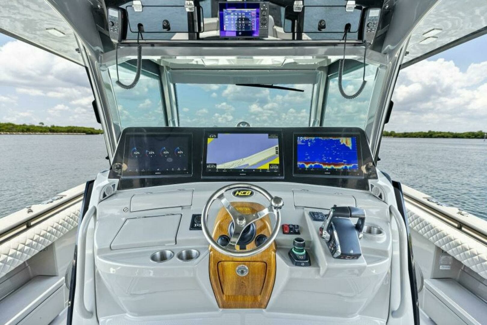 2023 HCB 53 Suenos photo 8