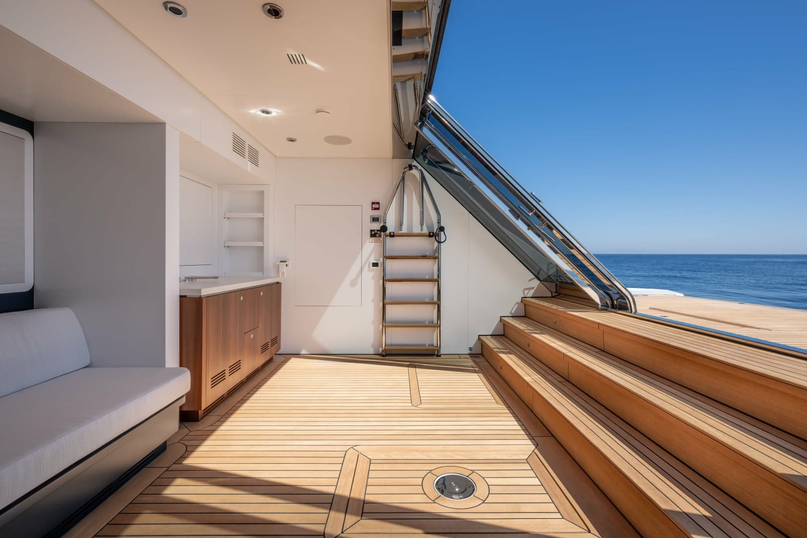 2026 Benetti Class 44M photo 39