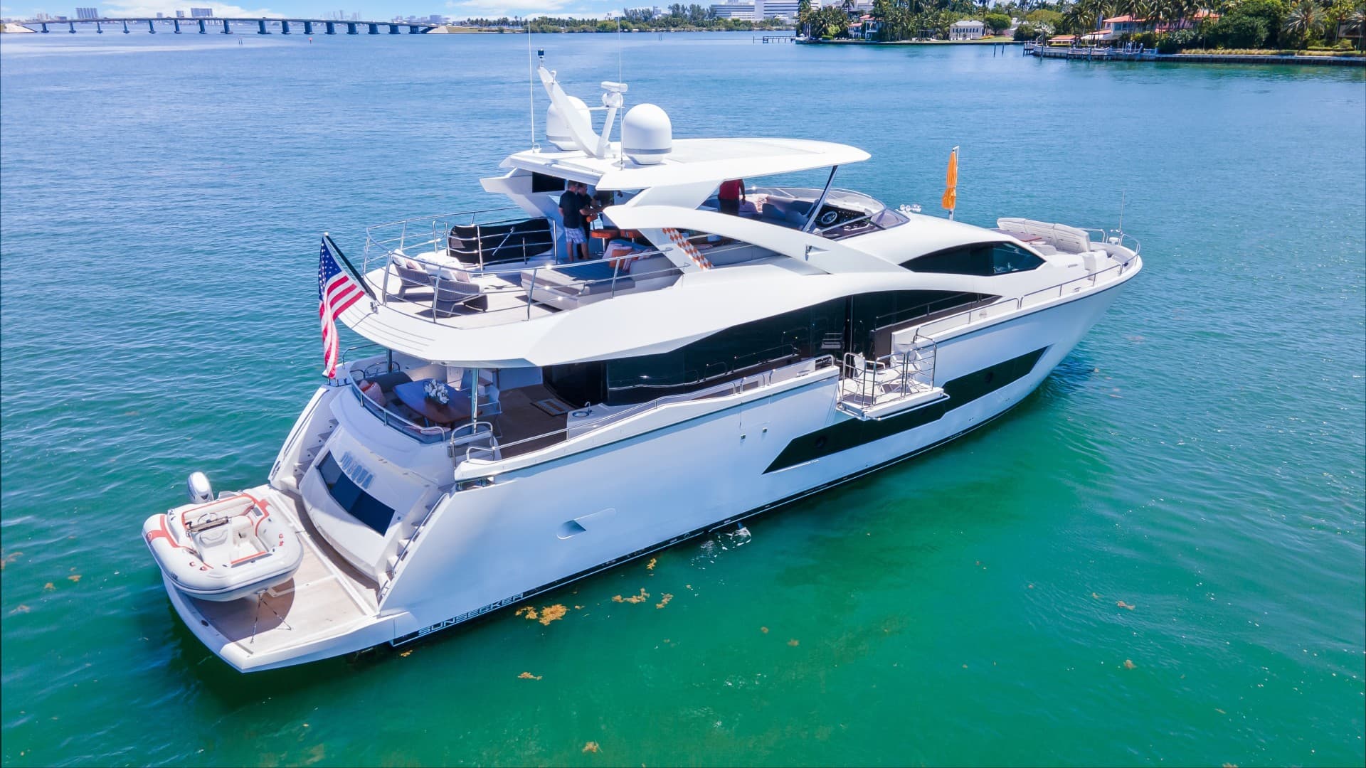 2018 Sunseeker 86 Yacht photo 6