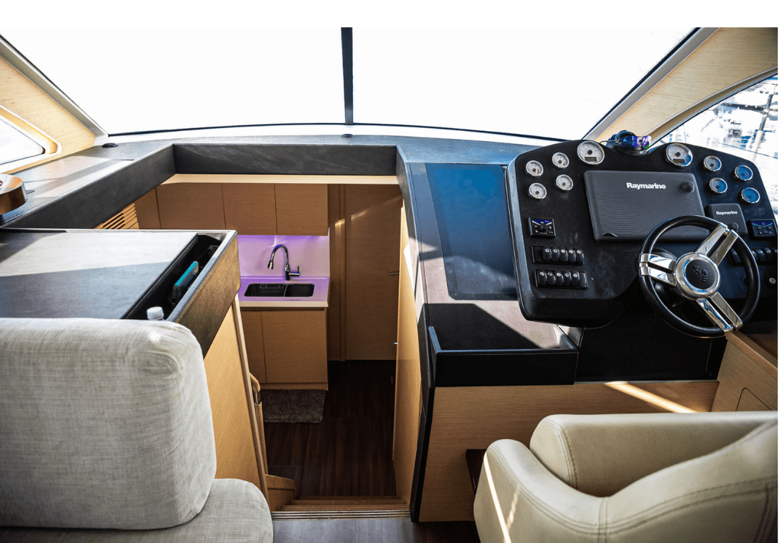 2010 Beneteau Monte Carlo 47 photo 14
