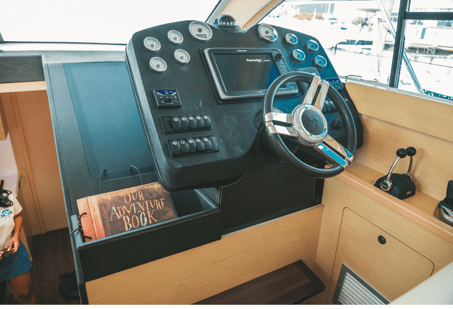 2010 Beneteau Monte Carlo 47 photo 15
