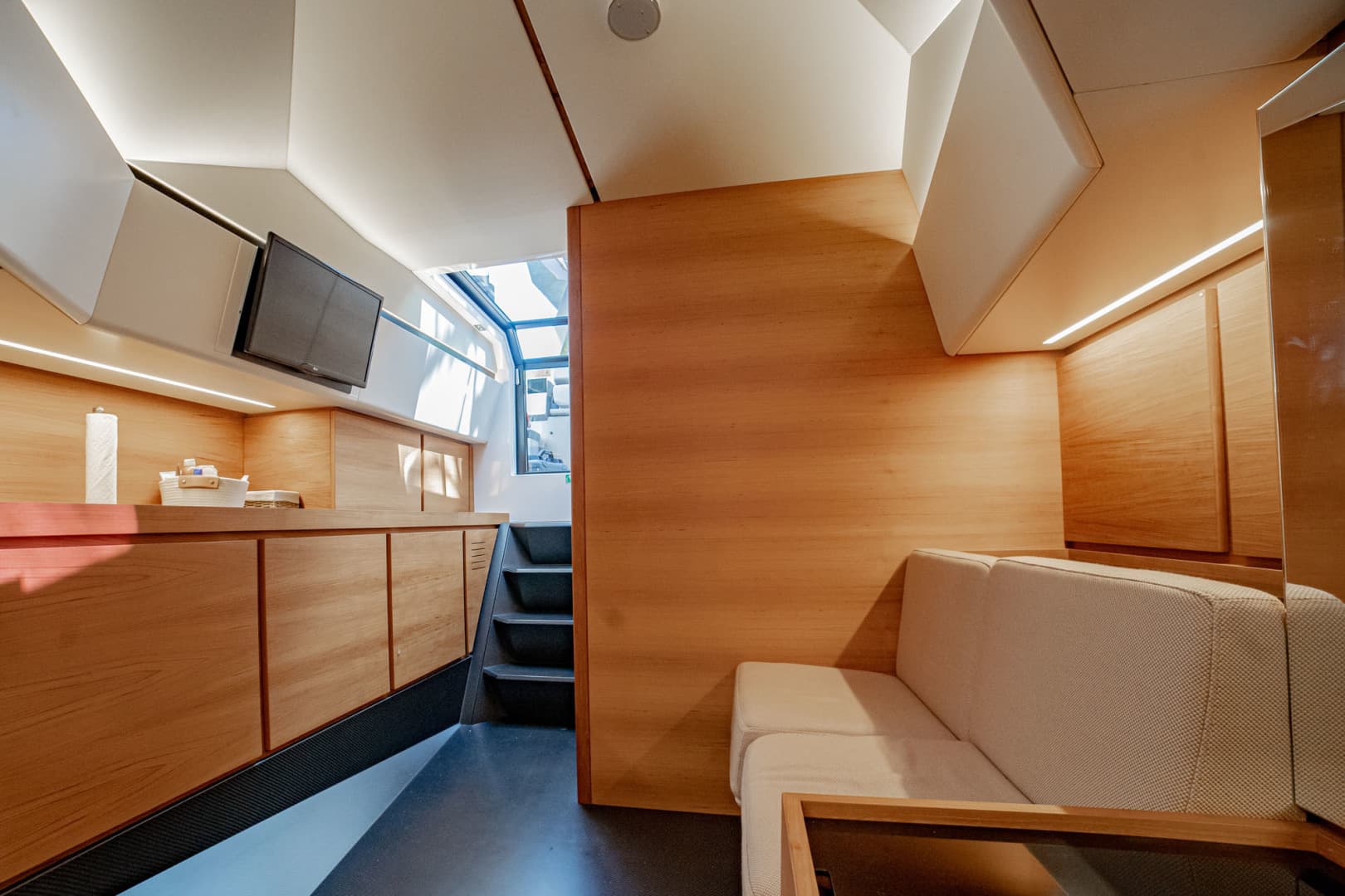 2020 Wally WallyTender photo 12