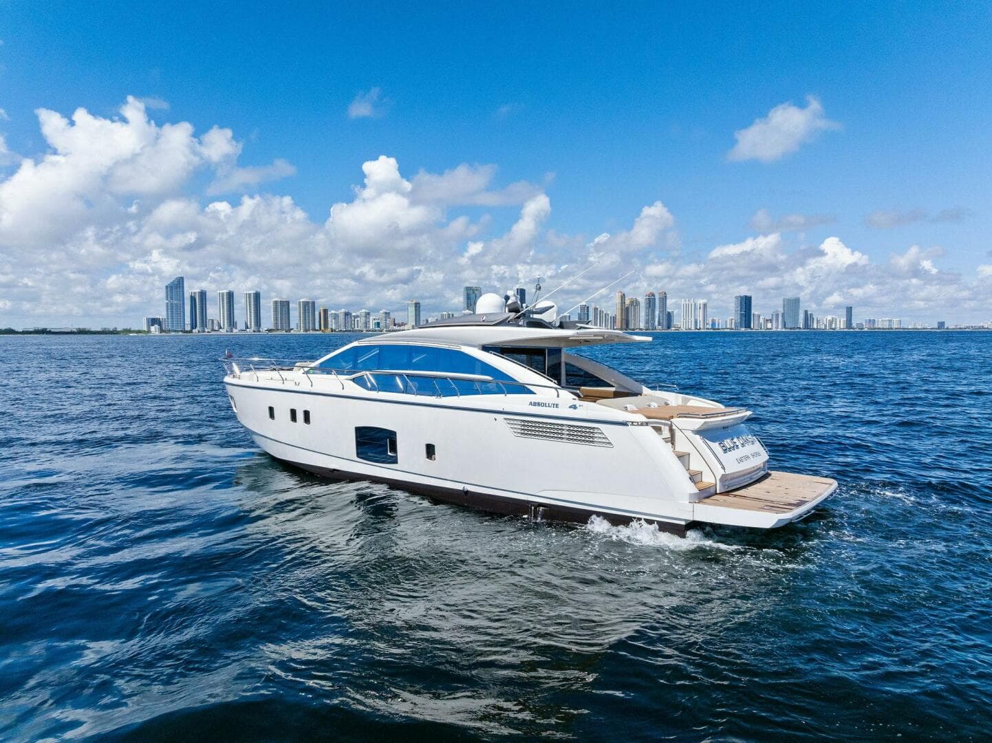 2013 Absolute 64 photo 3