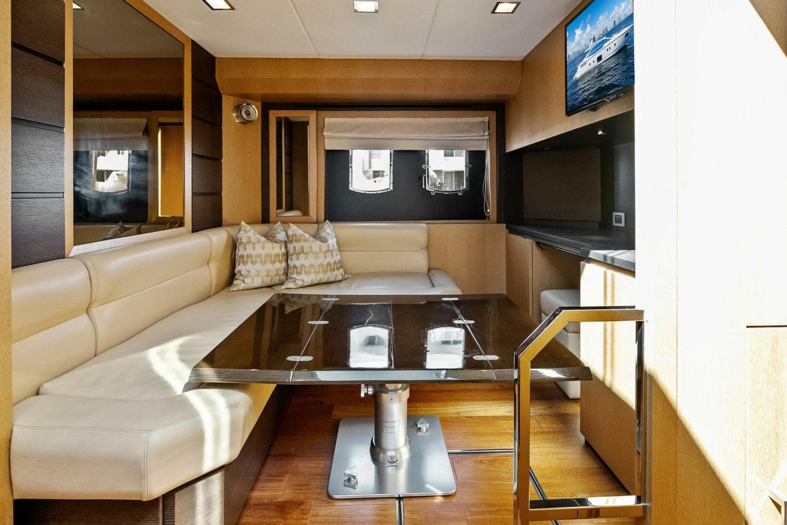 2013 Absolute 64 photo 35