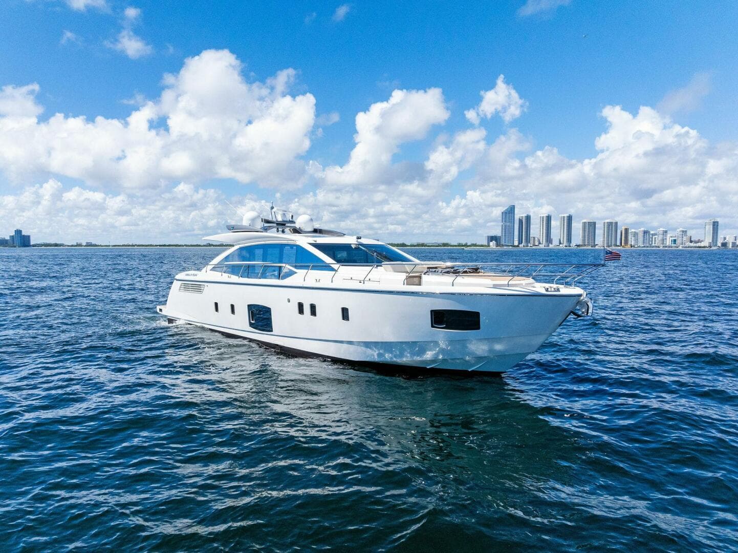 2013 Absolute 64 photo 7