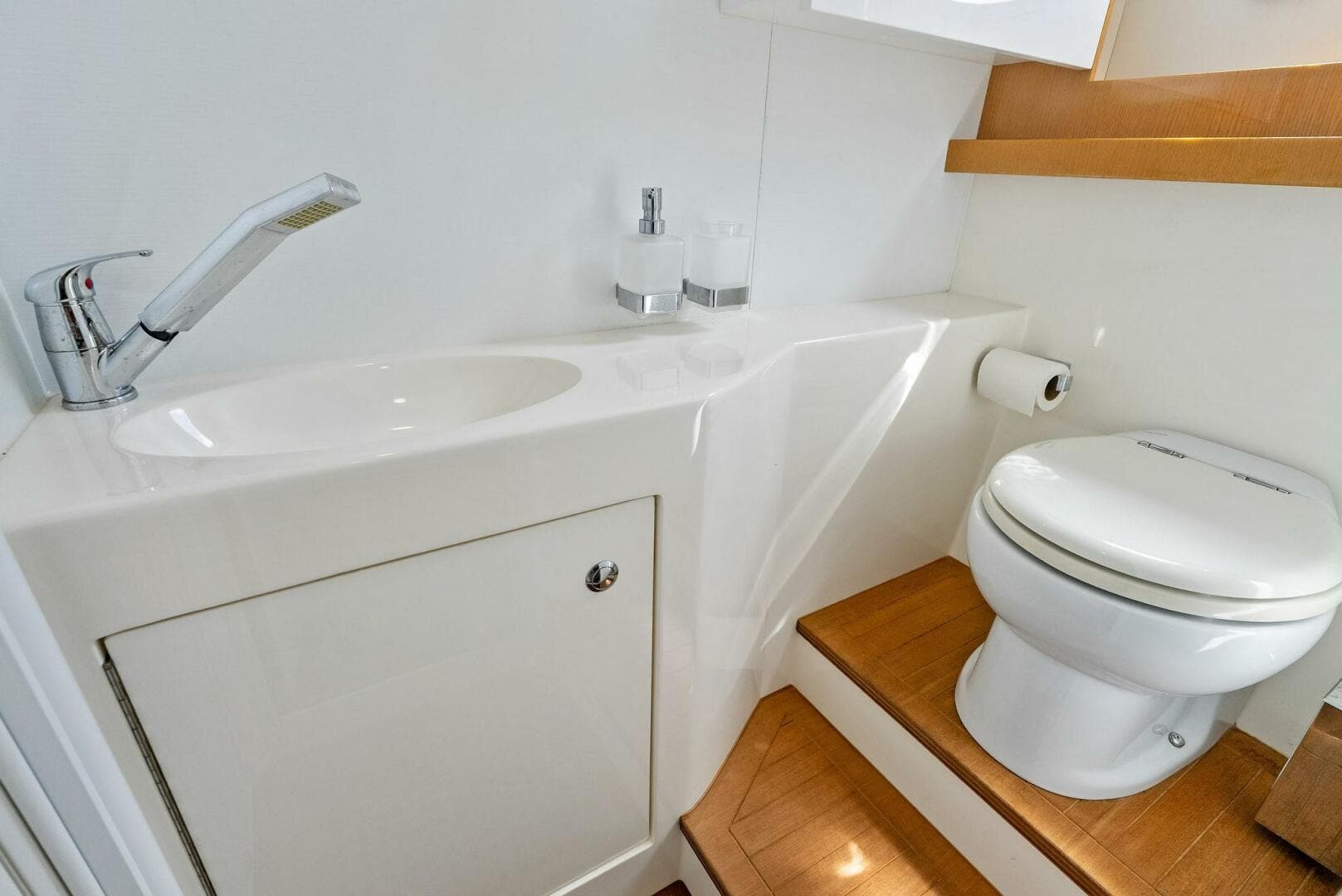 2013 Absolute 64 photo 57