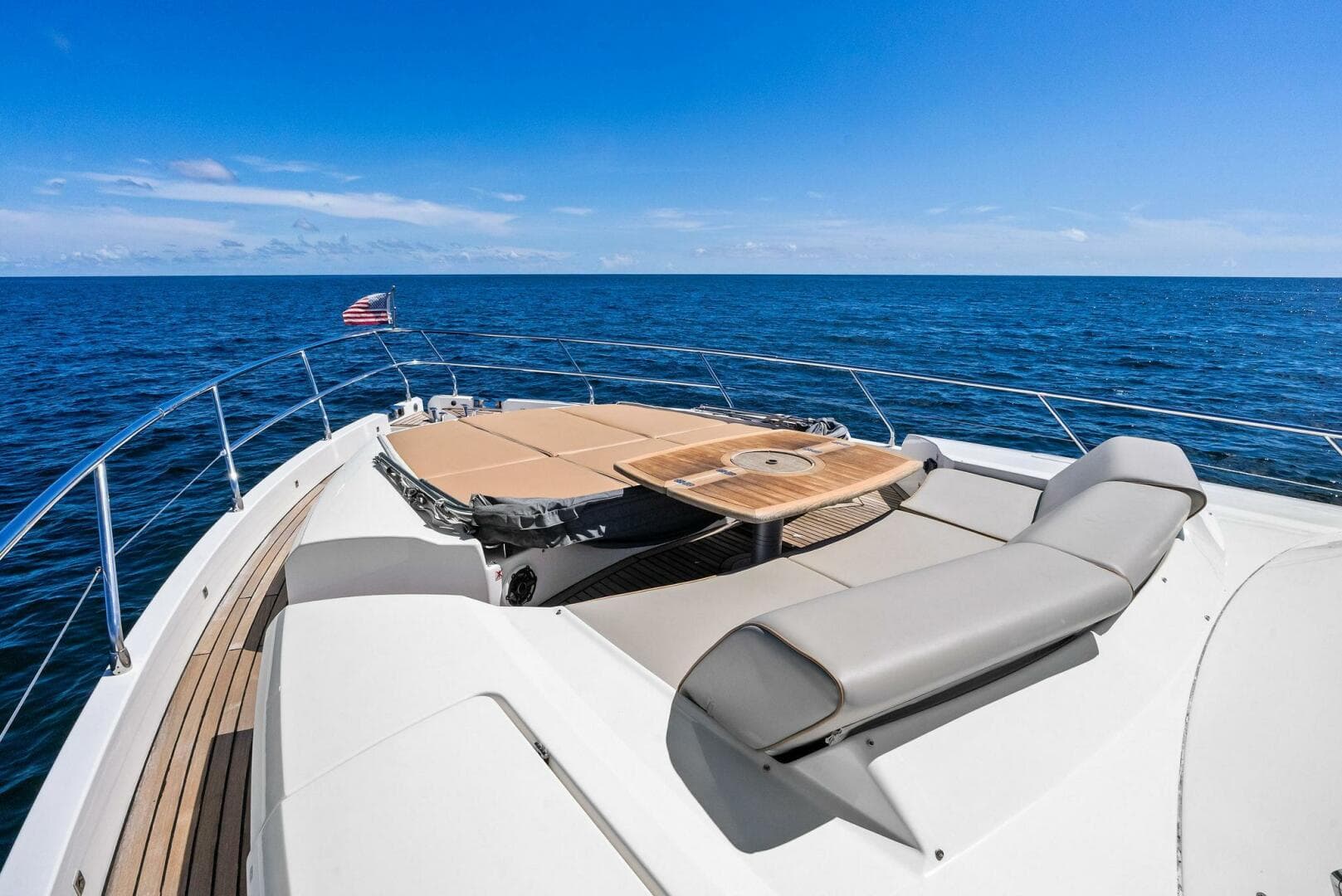 2013 Absolute 64 photo 13