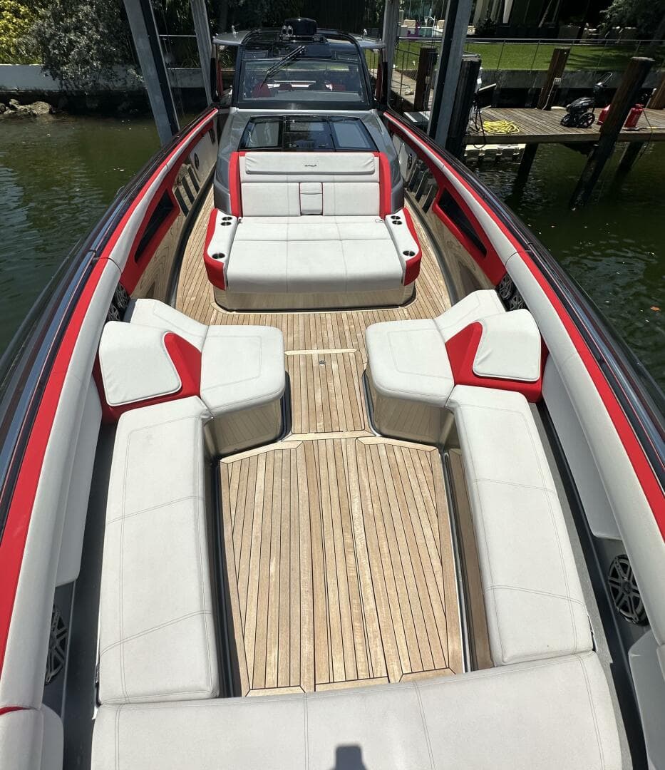 2020 Cigarette Tirranna photo 14