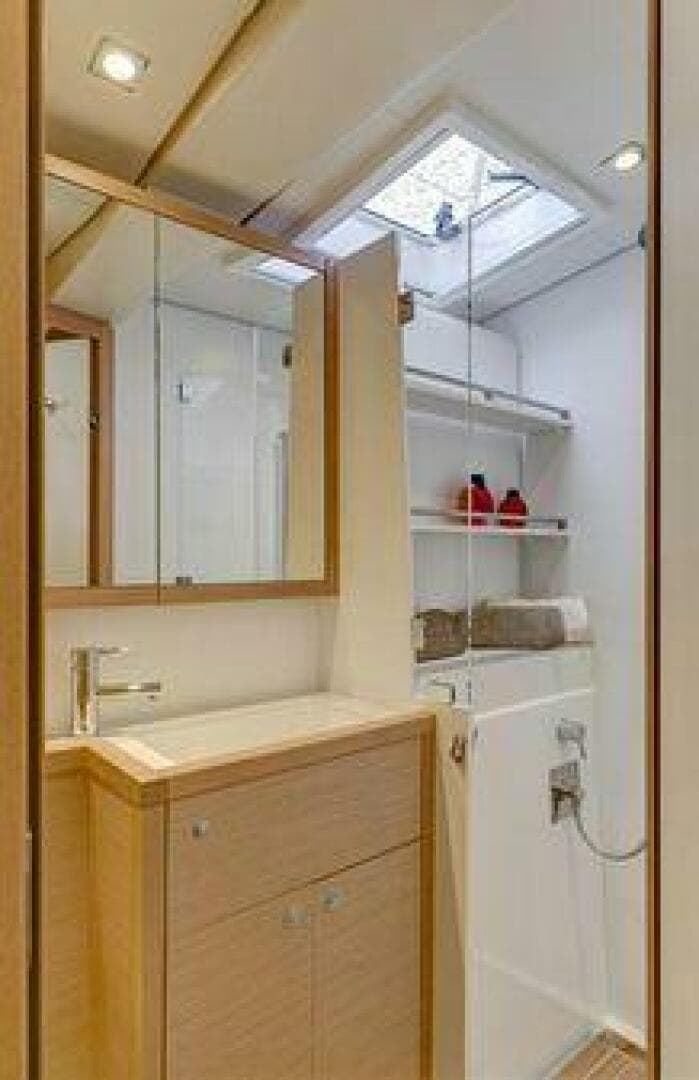 2015 Lagoon 620 photo 14