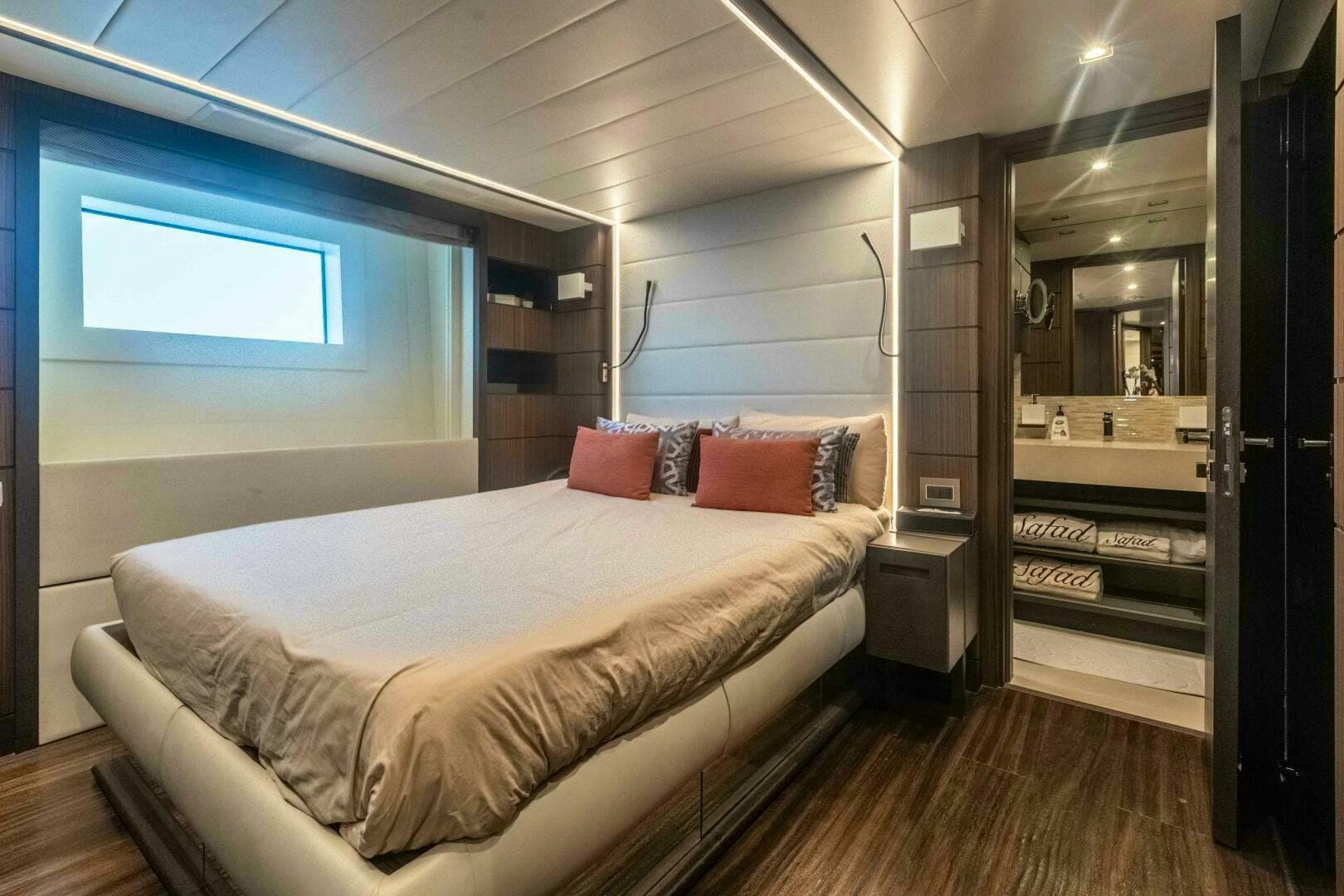 2015 Benetti Benetti Classic 121 photo 41