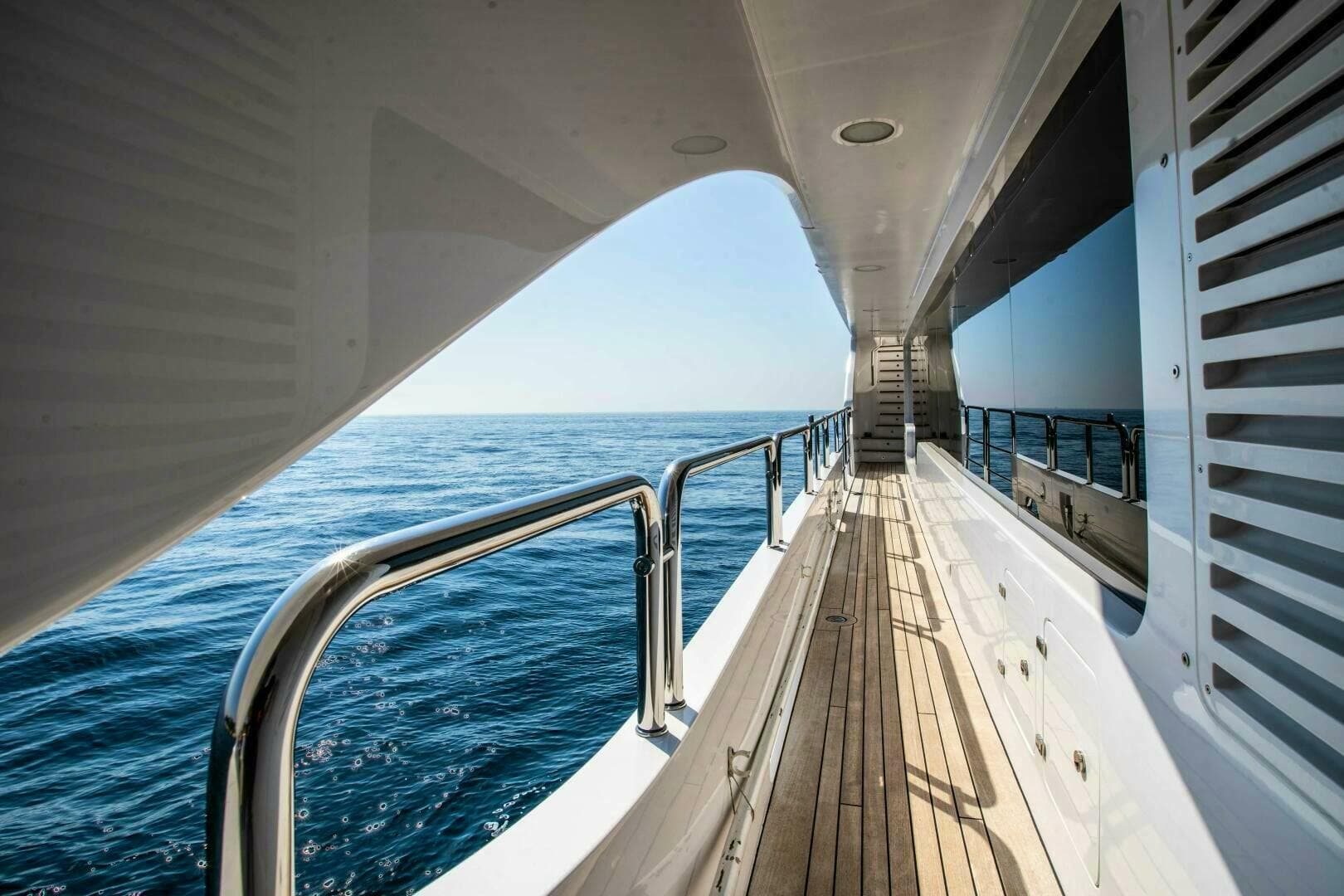 2015 Benetti Benetti Classic 121 photo 24
