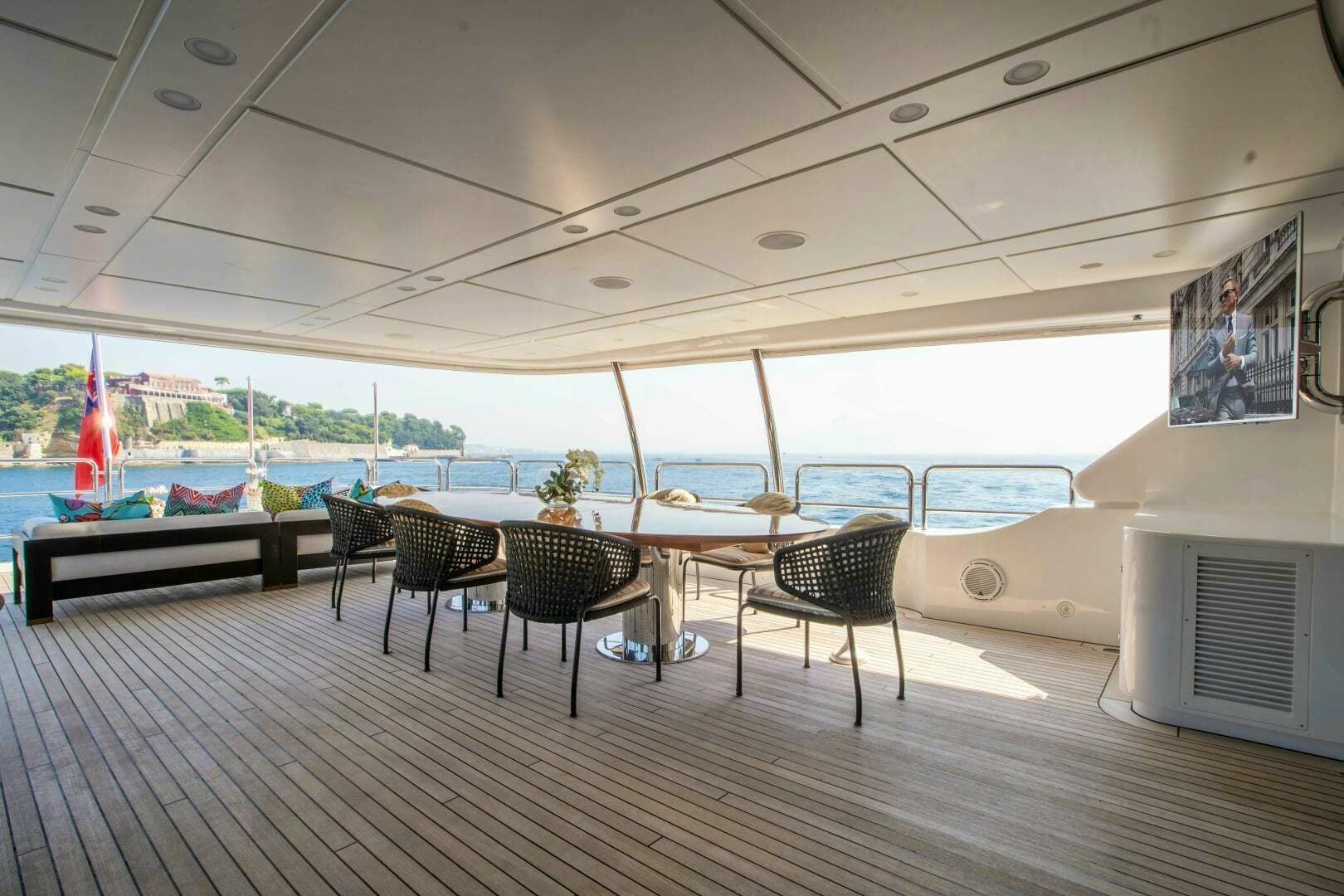2015 Benetti Benetti Classic 121 photo 18