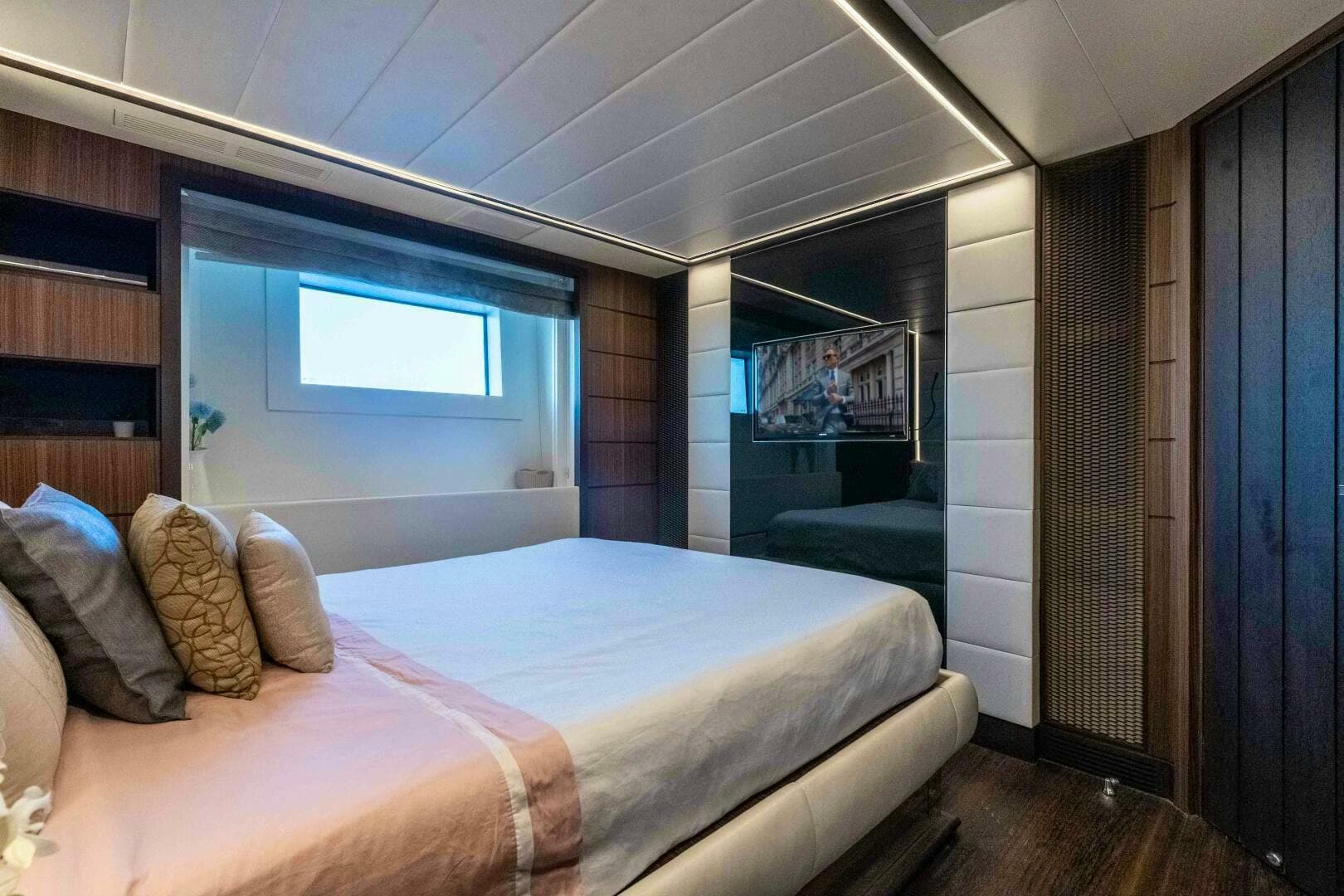 2015 Benetti Benetti Classic 121 photo 39