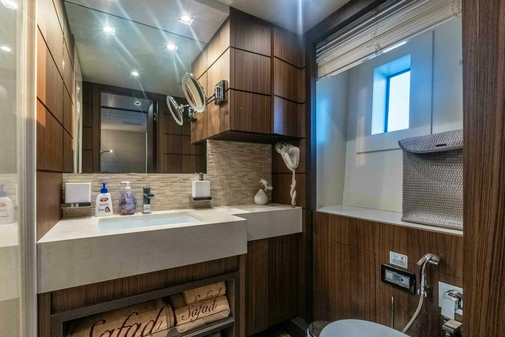 2015 Benetti Benetti Classic 121 photo 44