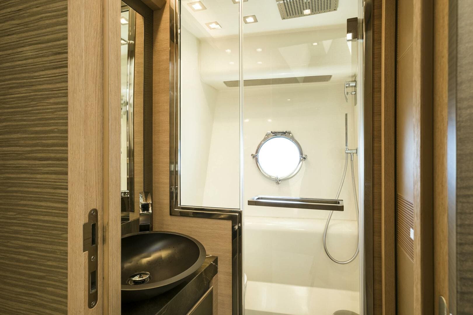 2016 Monte Carlo Yachts Custom photo 23
