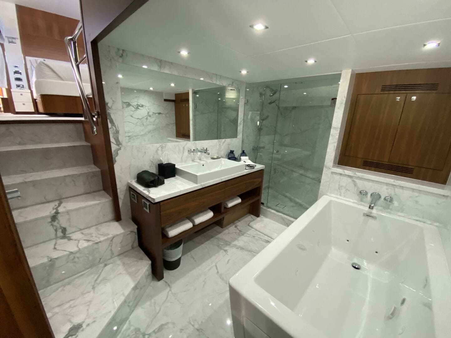 2011 Sunseeker 34M photo 14