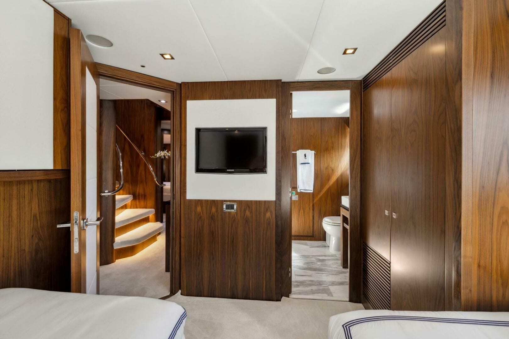 2011 Sunseeker 34M photo 32
