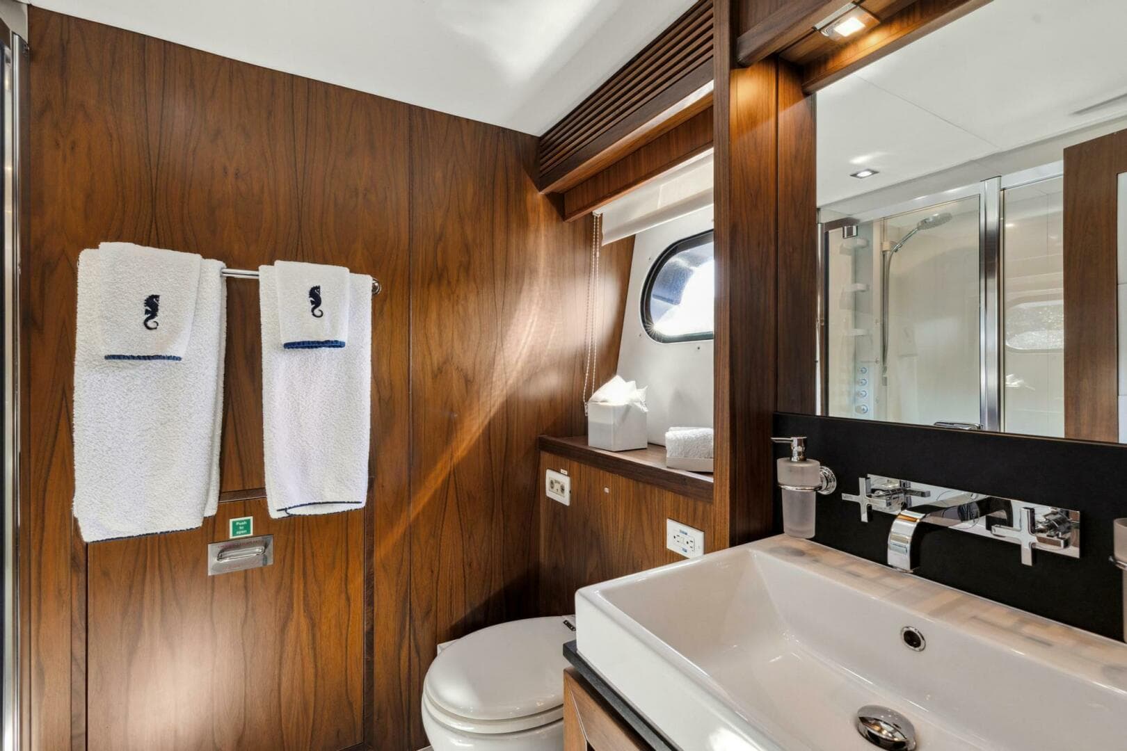 2011 Sunseeker 34M photo 33