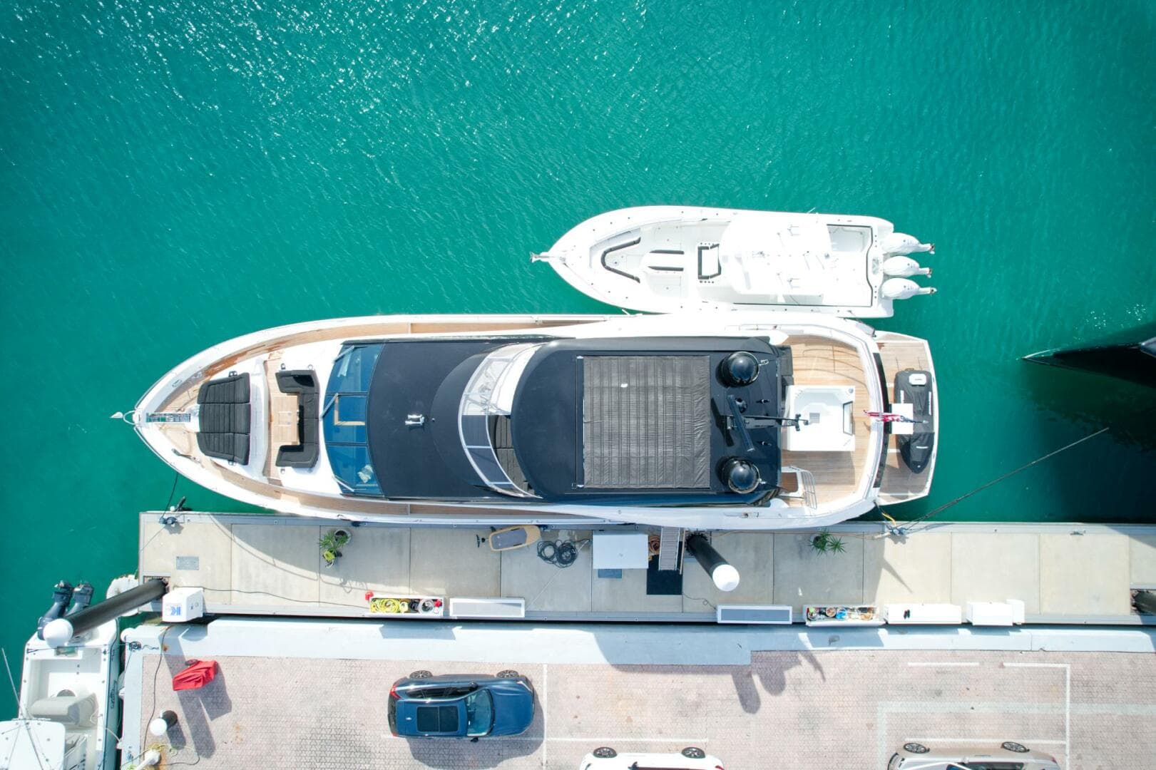 2018 Sunseeker 86 Yacht photo 7