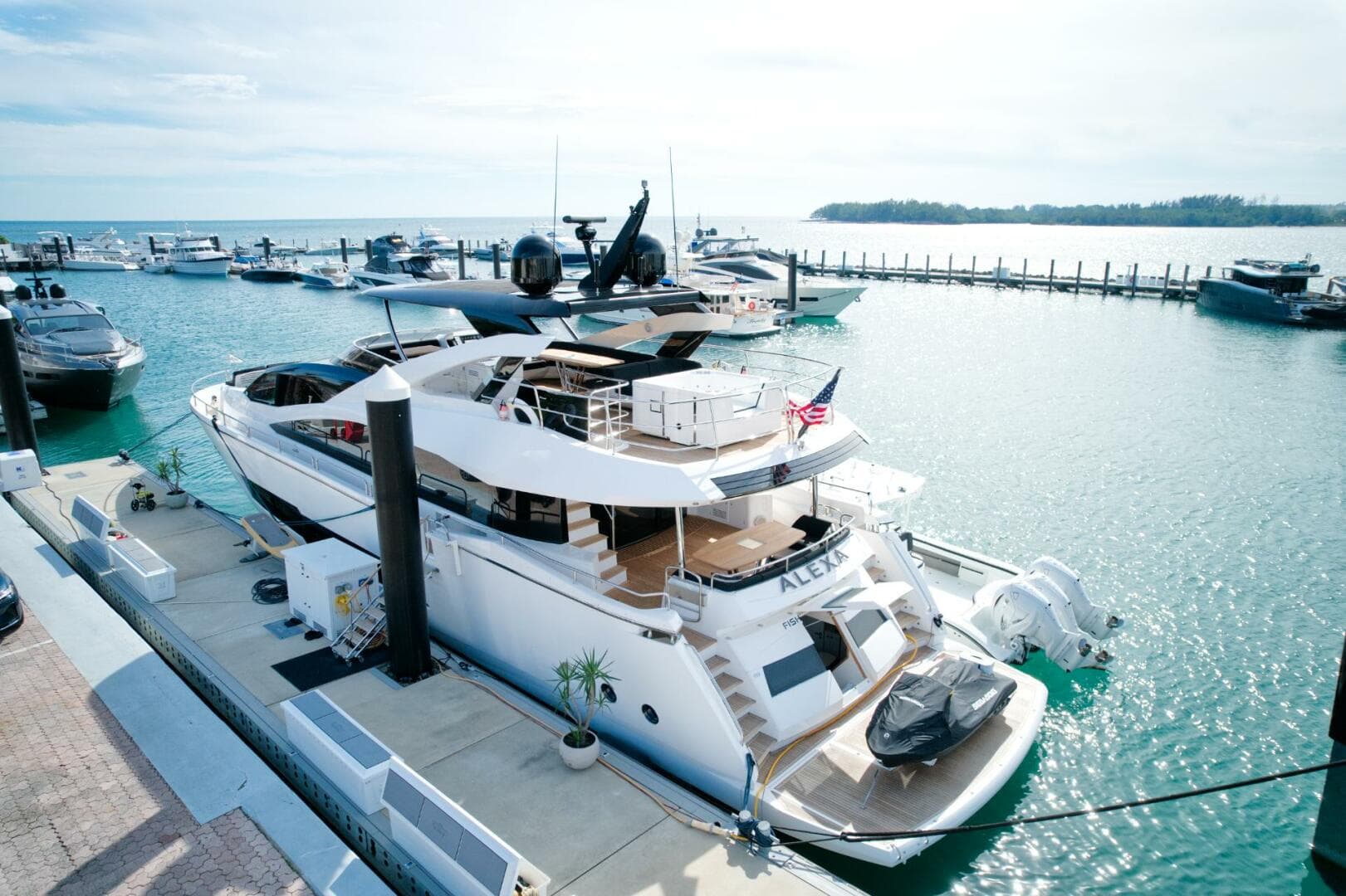2018 Sunseeker 86 Yacht photo 6