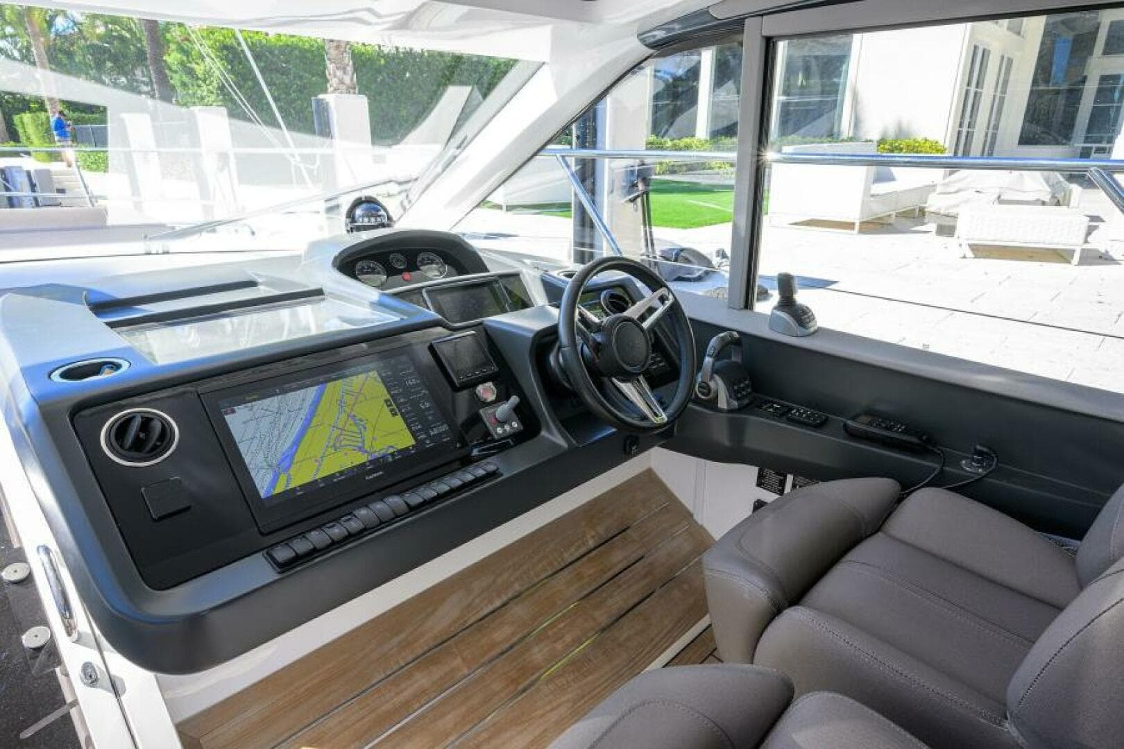 2022 Princess V50 Open photo 29