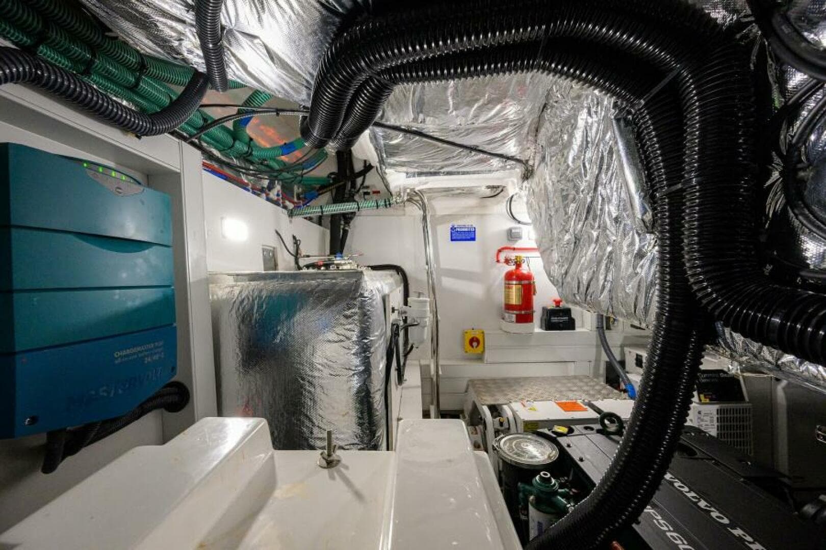 2022 Princess V50 Open photo 44