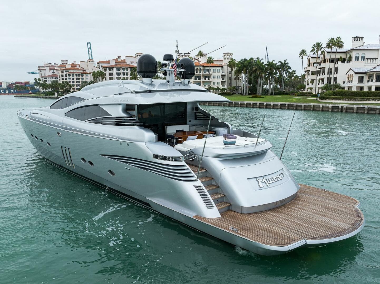 2009 Pershing 90 Express photo 51