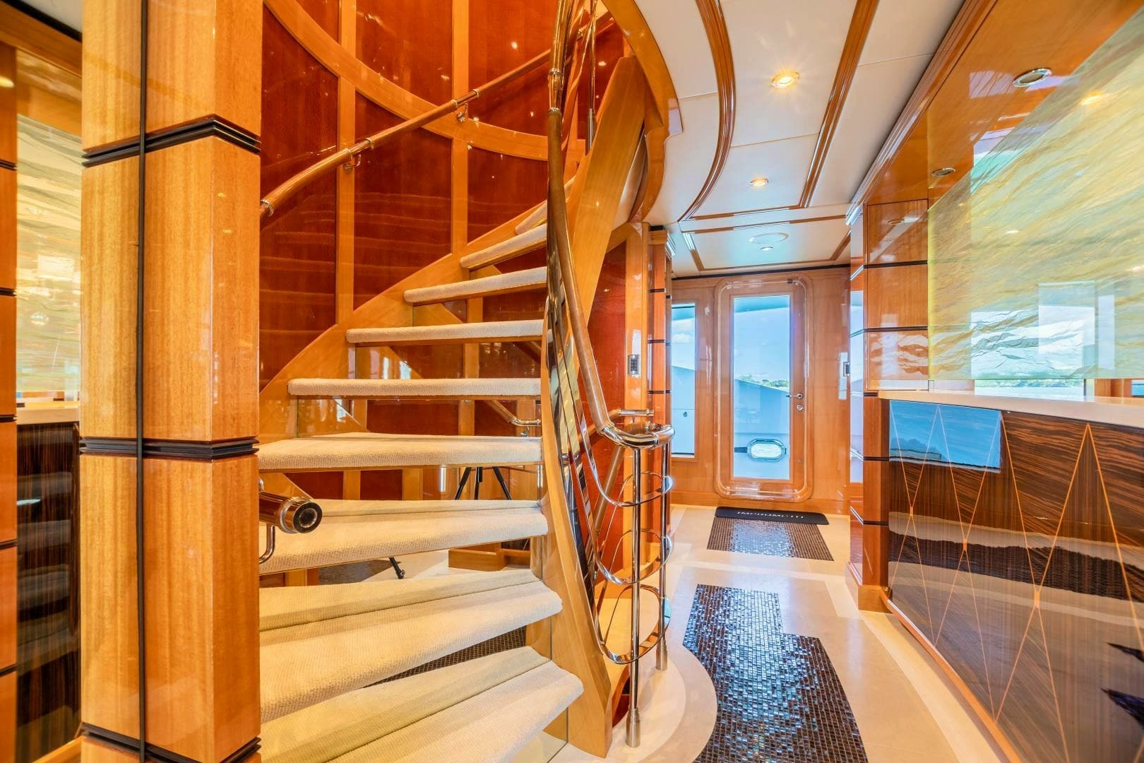 2011 Trinity Yachts Trinity 164 photo 11