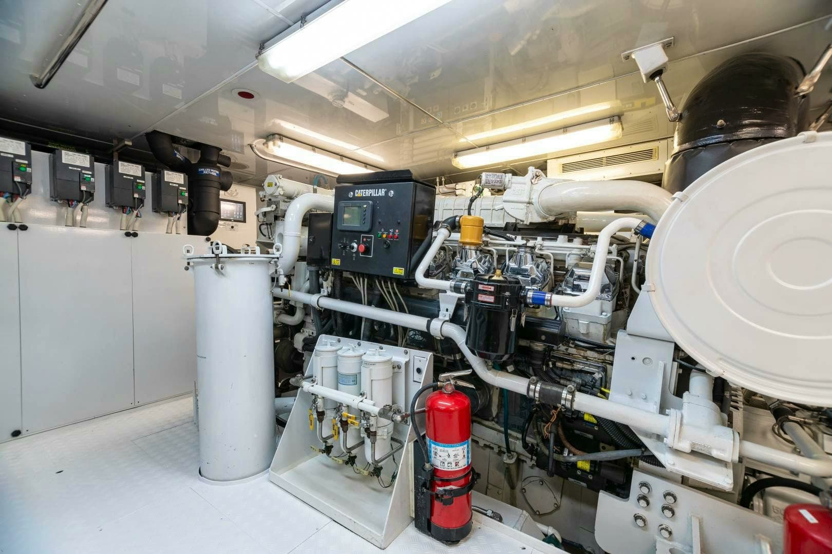 2011 Trinity Yachts Trinity 164 photo 63