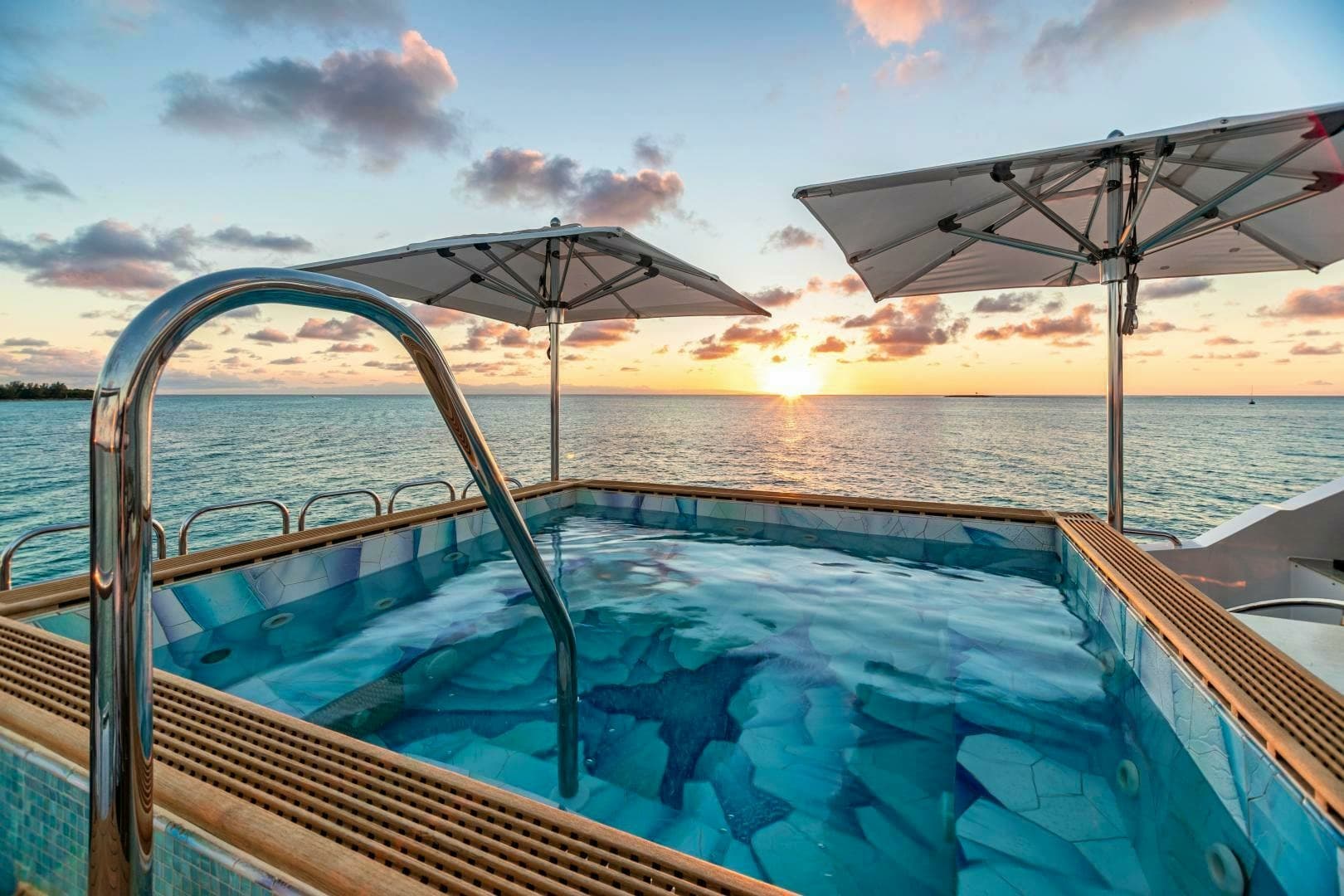 2011 Trinity Yachts Trinity 164 photo 50