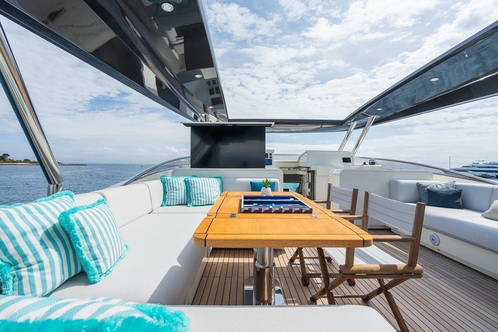2021 Monte Carlo Yachts MCY 96 photo 39
