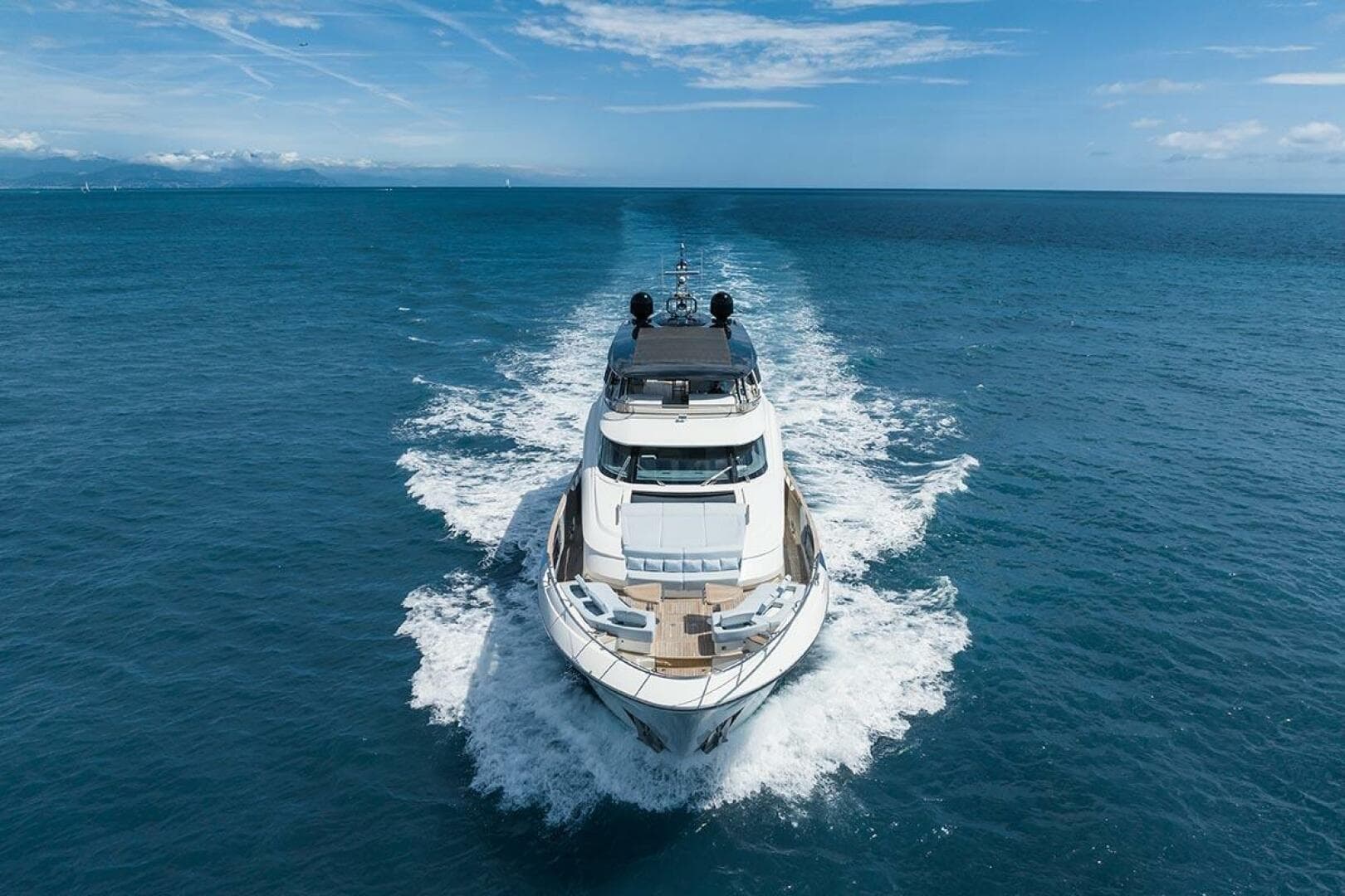 2021 Monte Carlo Yachts MCY 96 photo 3