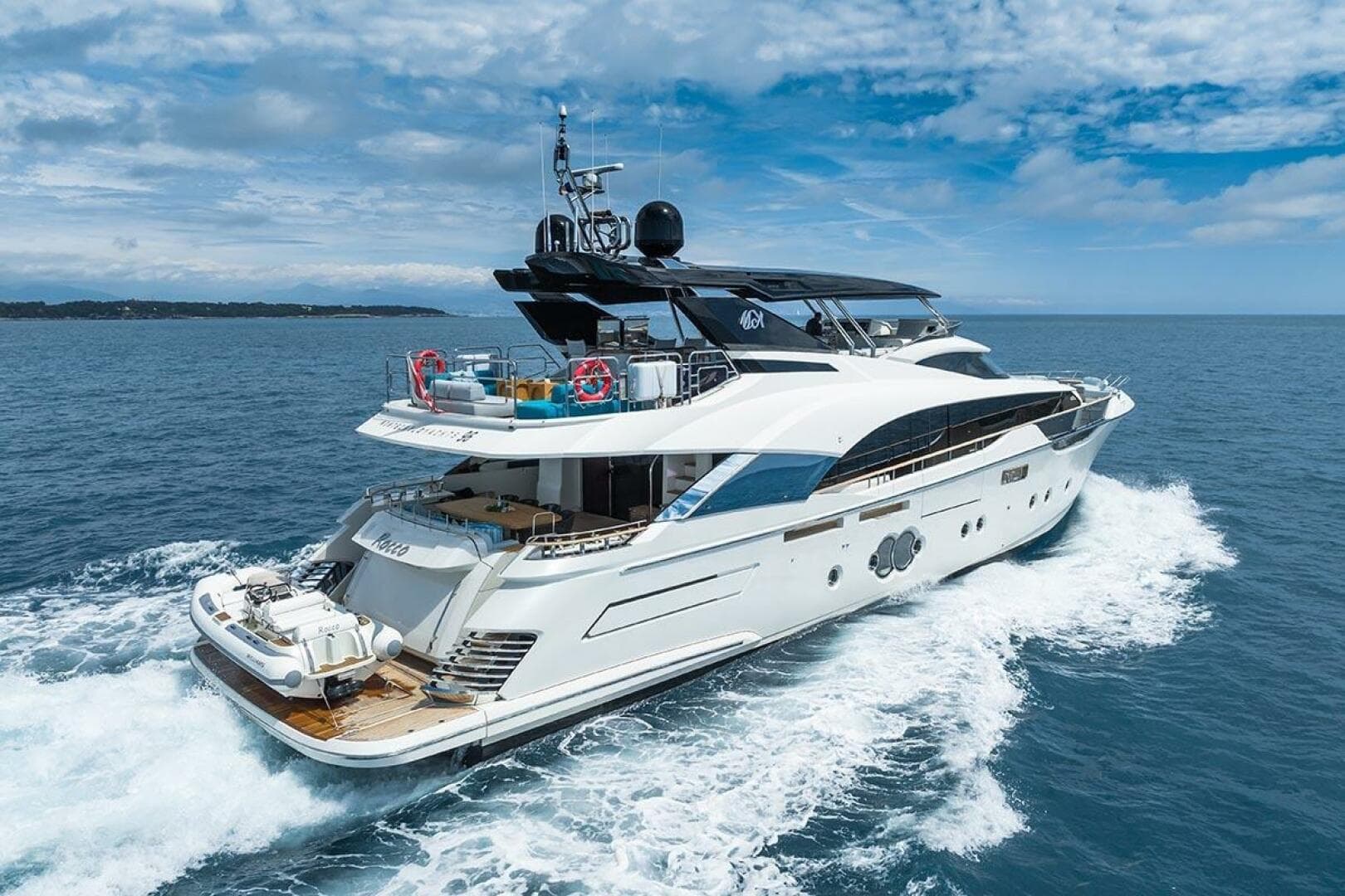 2021 Monte Carlo Yachts MCY 96 photo 5