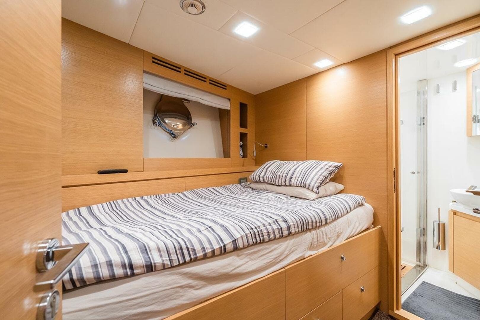 2021 Monte Carlo Yachts MCY 96 photo 42