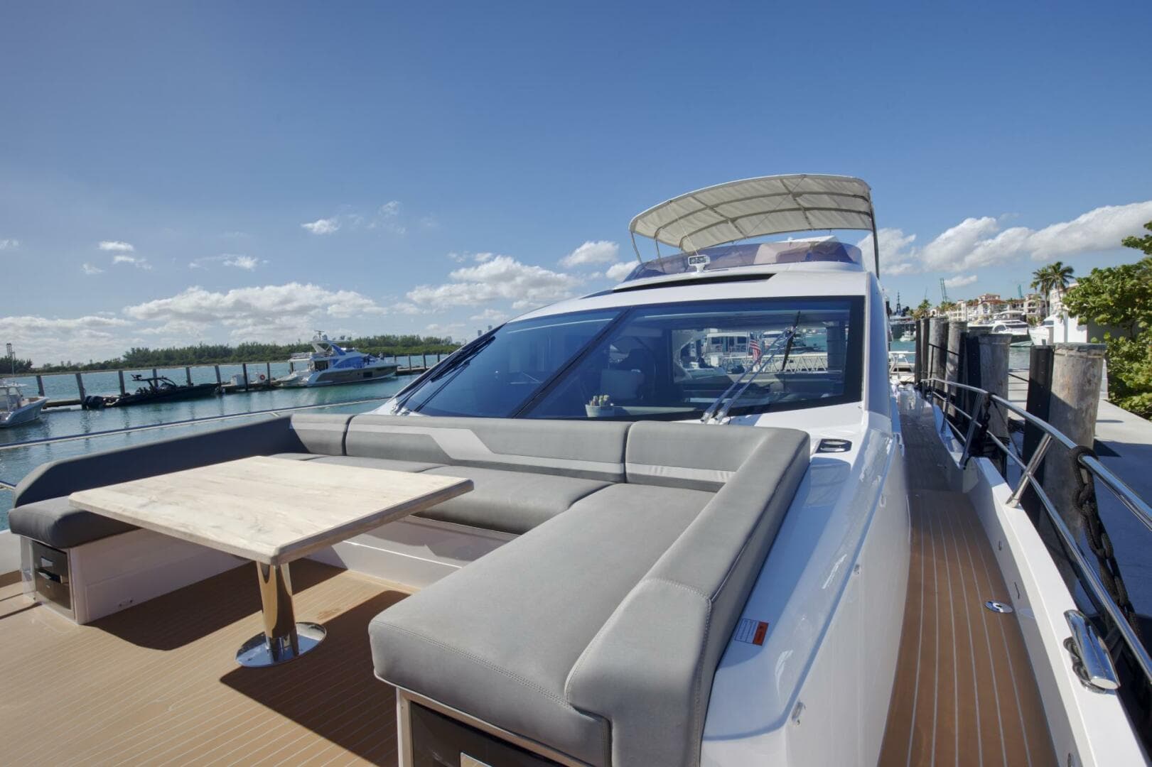 2023 Sunseeker Sport Yacht photo 12