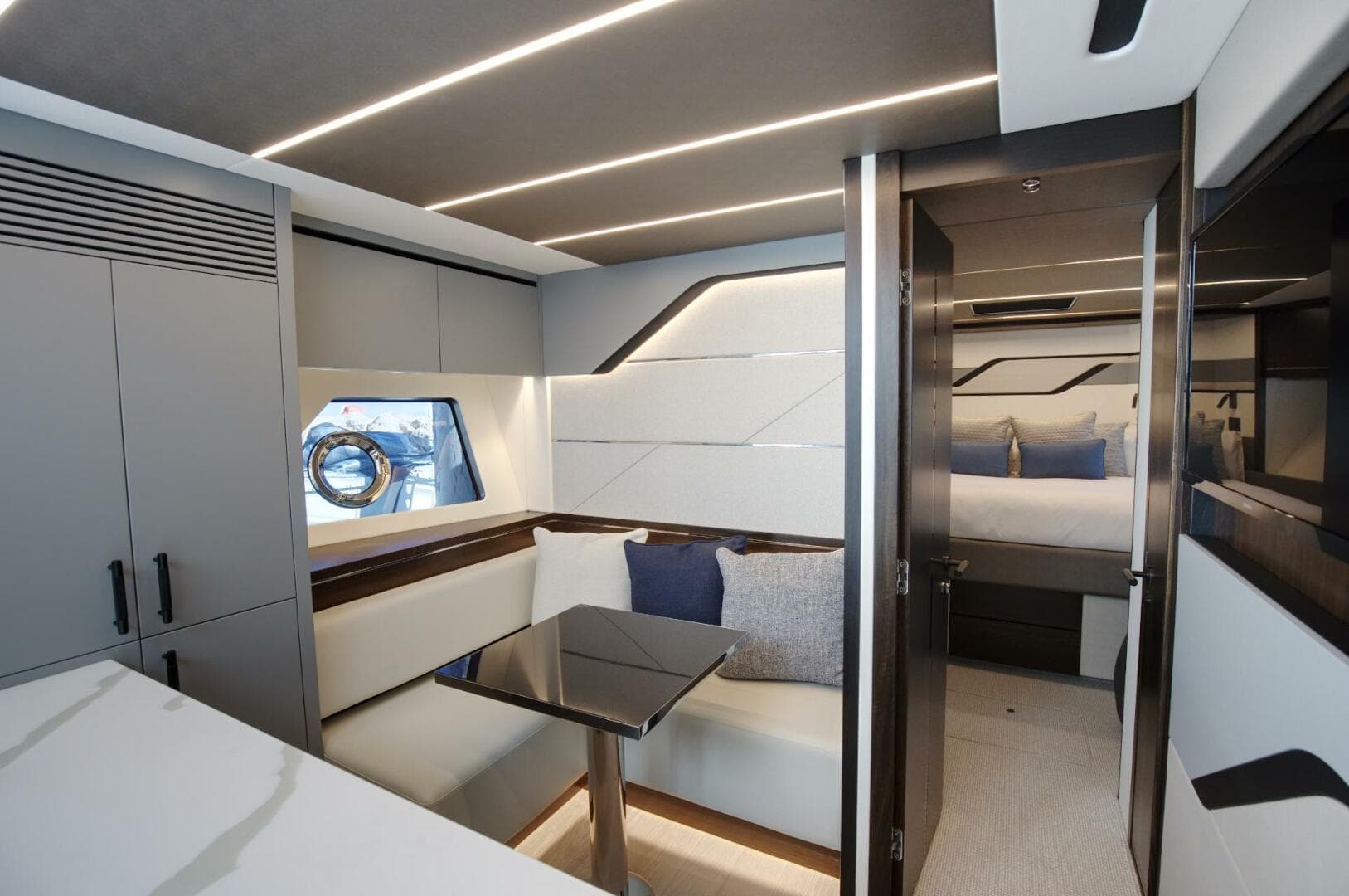 2023 Sunseeker Sport Yacht photo 27