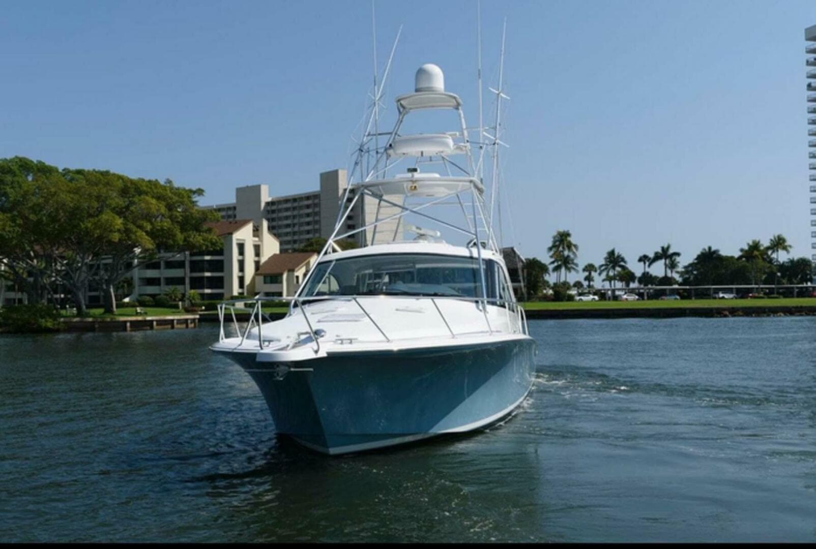 2015 Hatteras Express Sportfish photo 2