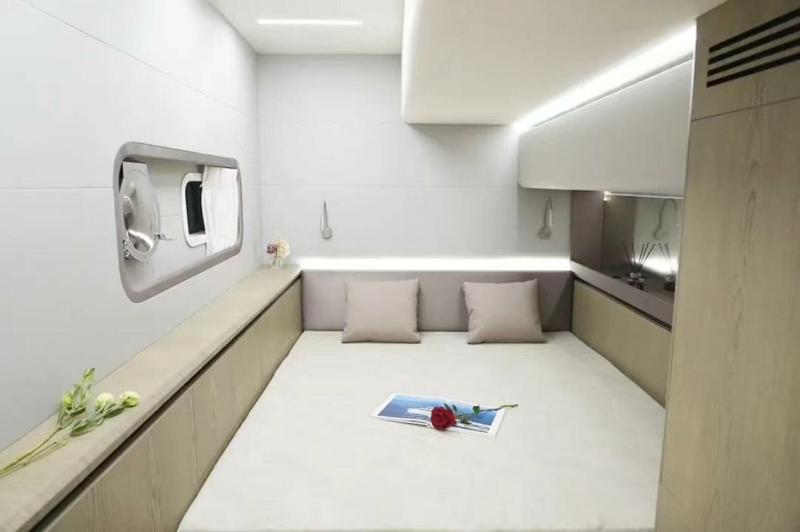 2026 Diamond Yachts EF56 Power Catamaran photo 18