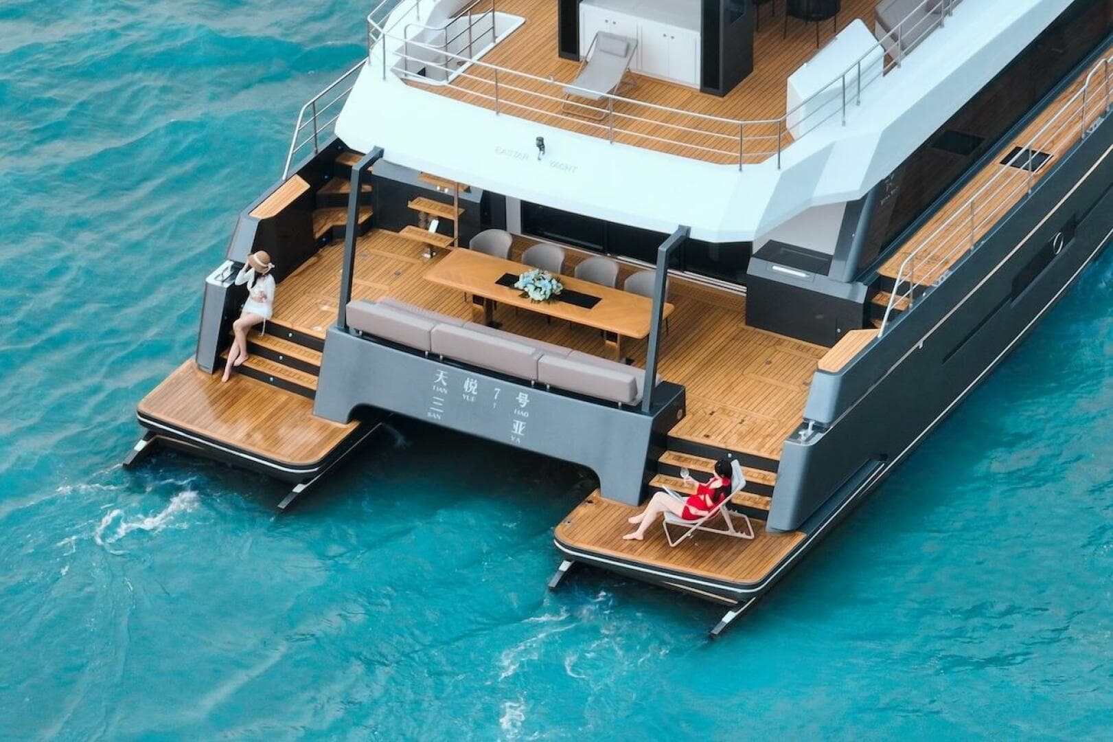 2026 Diamond Yachts EF56 Power Catamaran photo 9