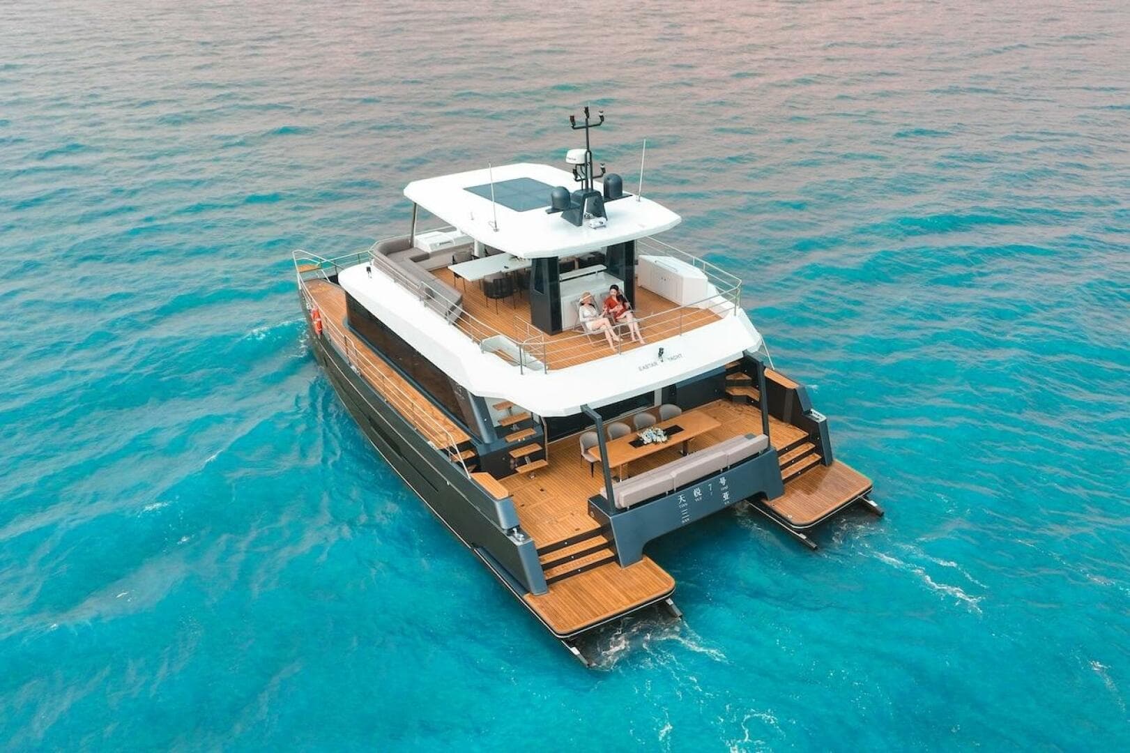 2026 Diamond Yachts EF56 Power Catamaran photo 8