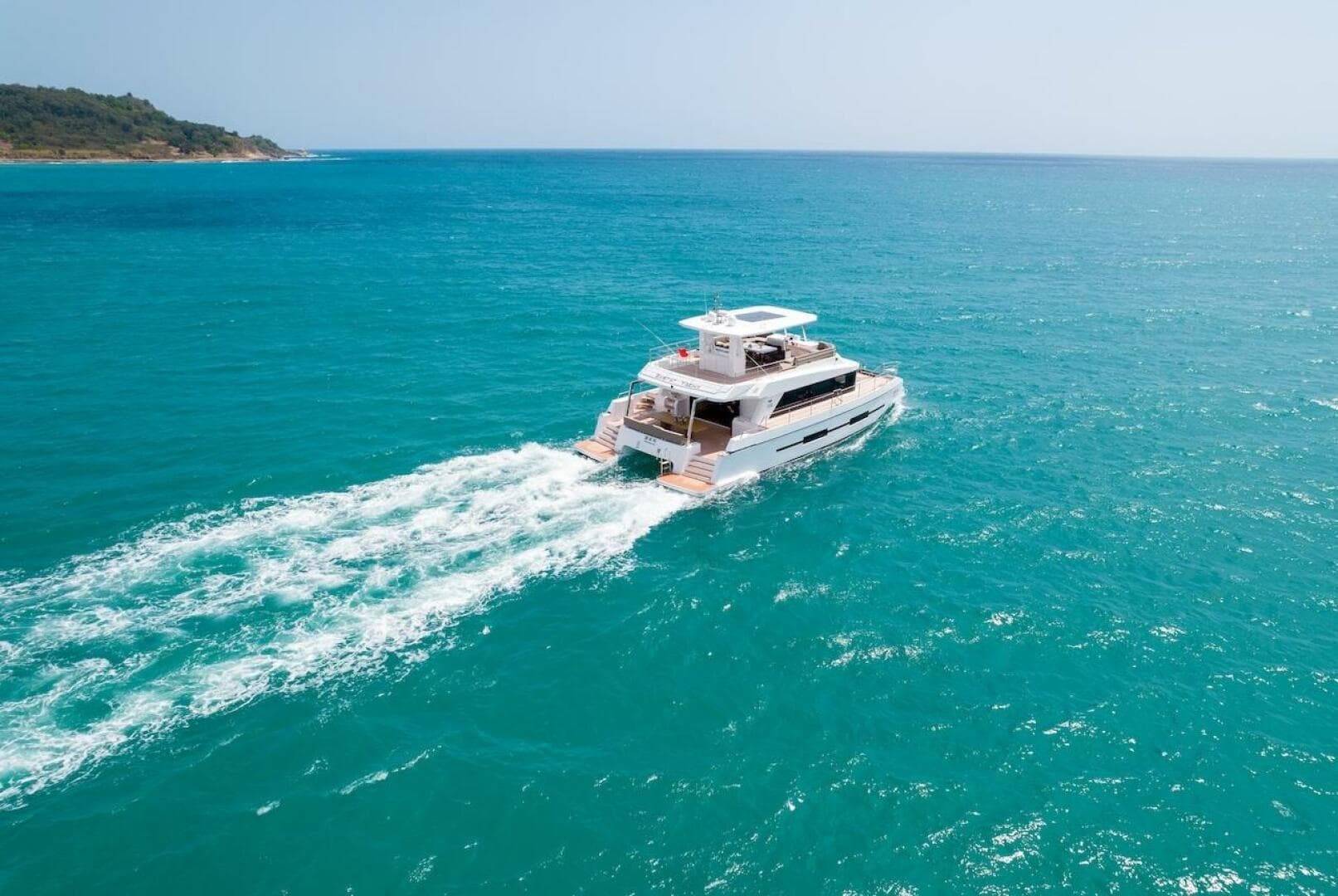 2026 Diamond Yachts EF56 Power Catamaran photo 4