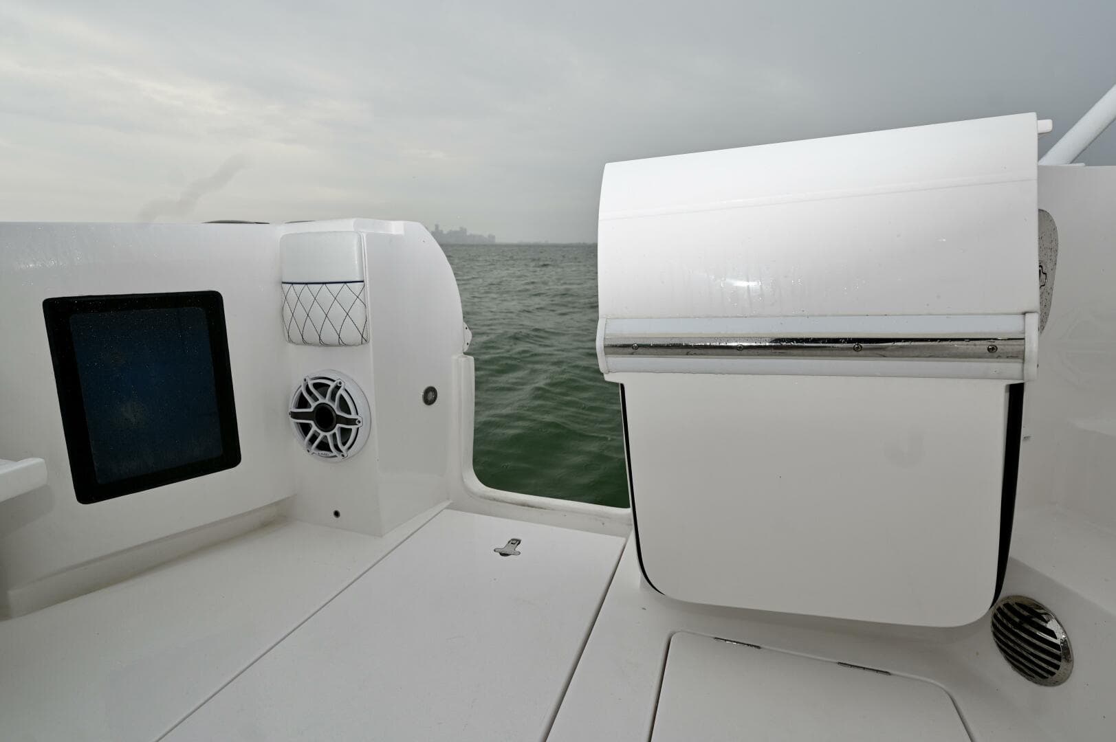 2021 Intrepid 438 Evolution photo 12