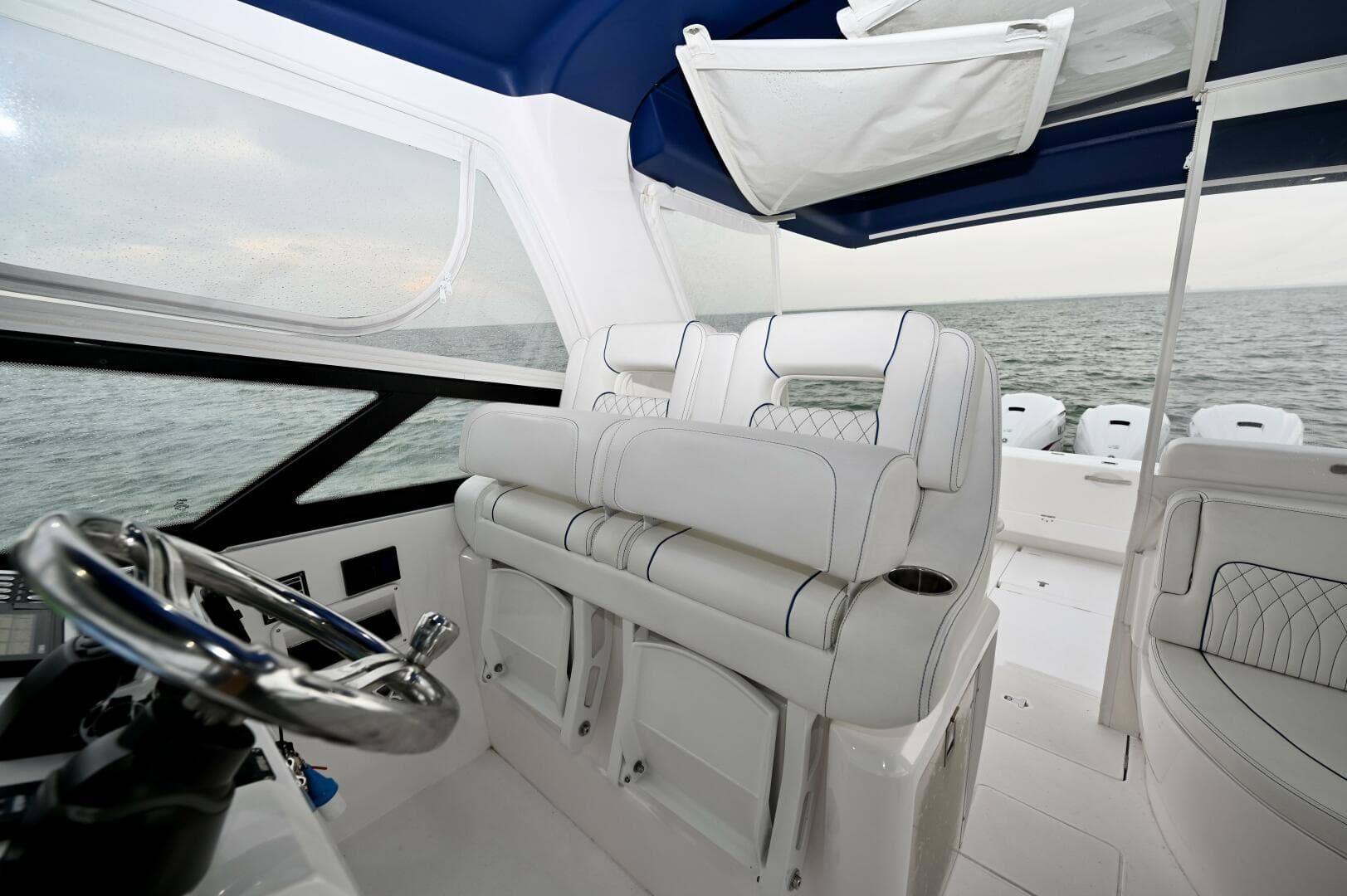 2021 Intrepid 438 Evolution photo 23