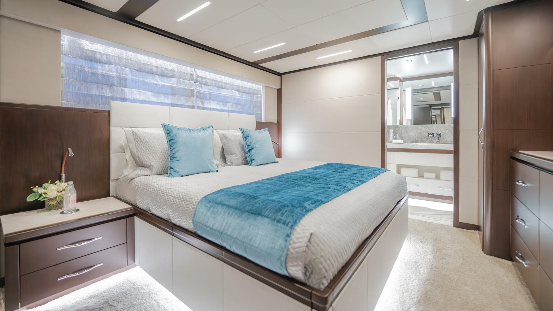 2024 Hargrave E Series Superyachts Division photo 33