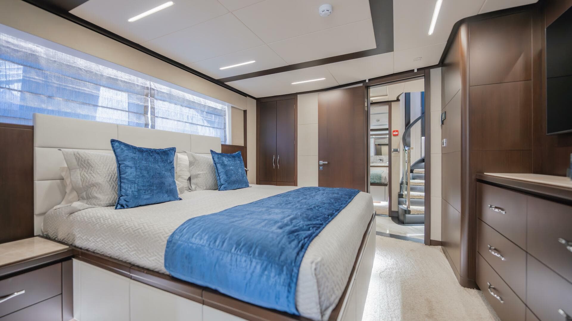 2024 Hargrave E Series Superyachts Division photo 28