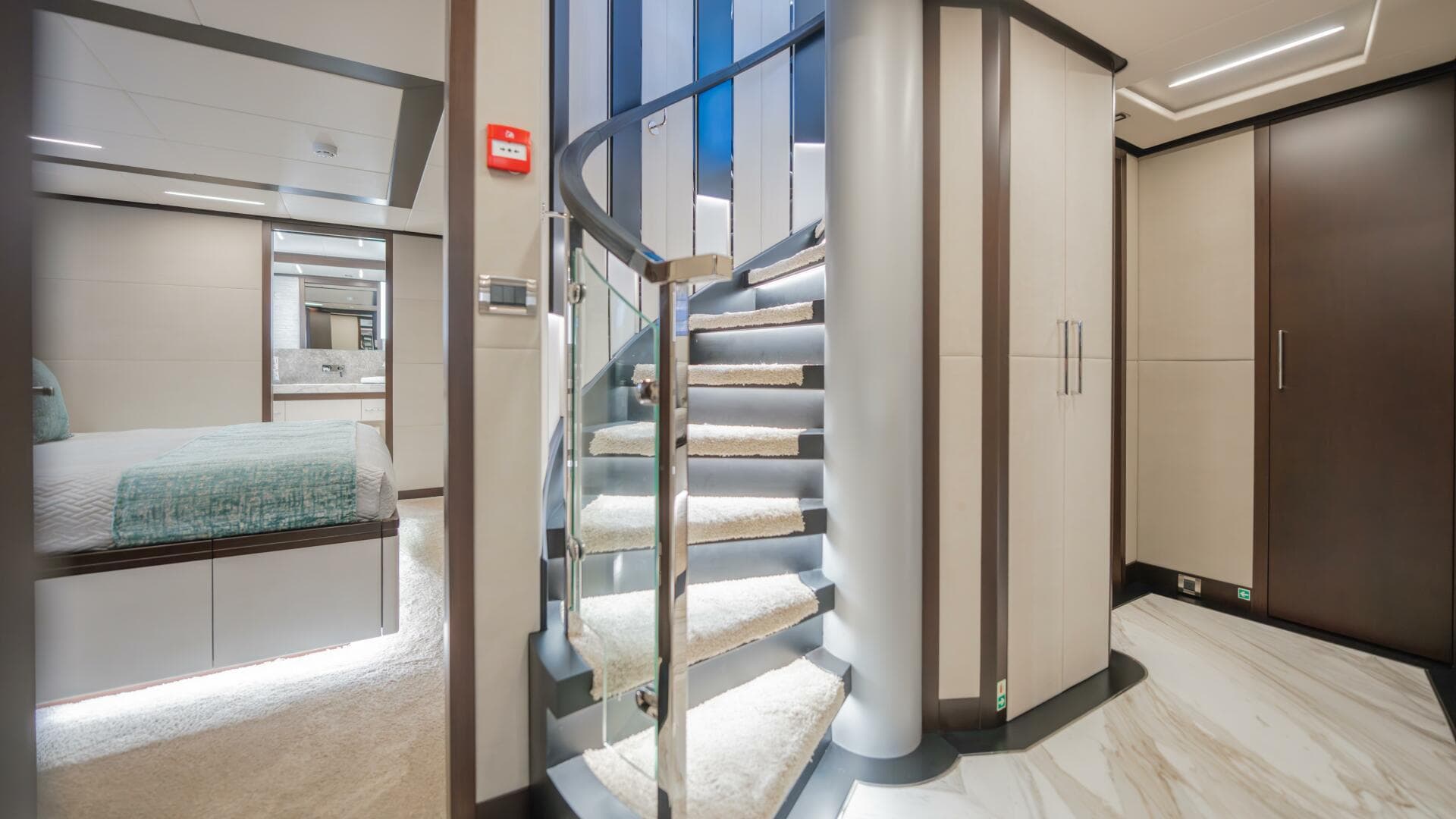 2024 Hargrave E Series Superyachts Division photo 30