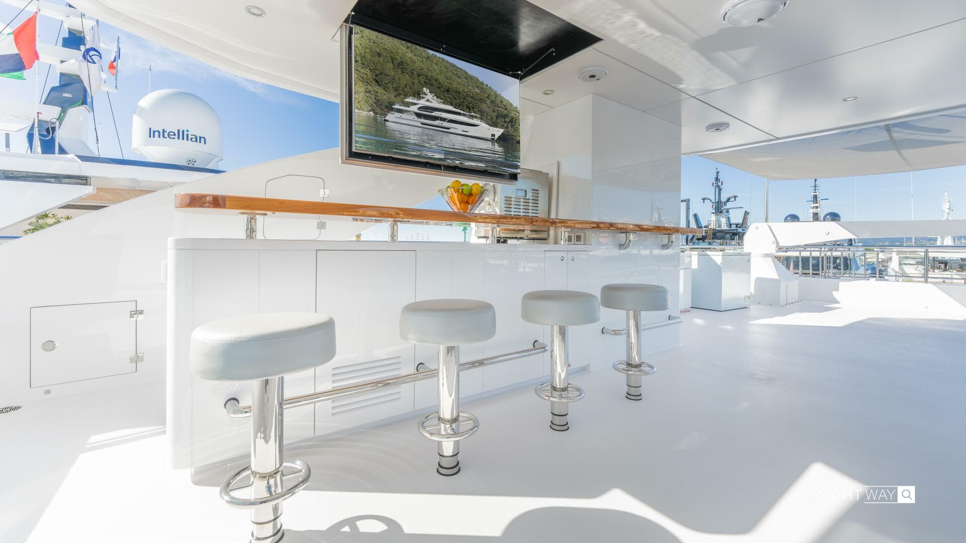 2024 Hargrave E Series Superyachts Division photo 5