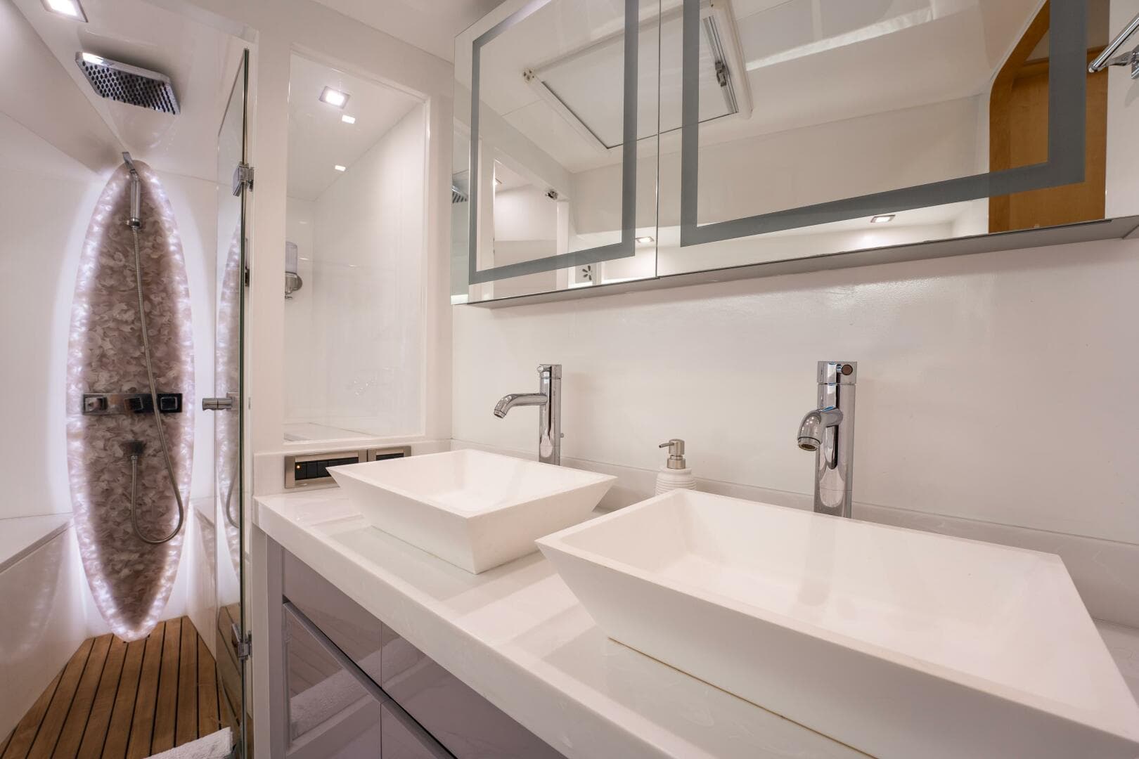 2013 Horizon PC60 photo 21