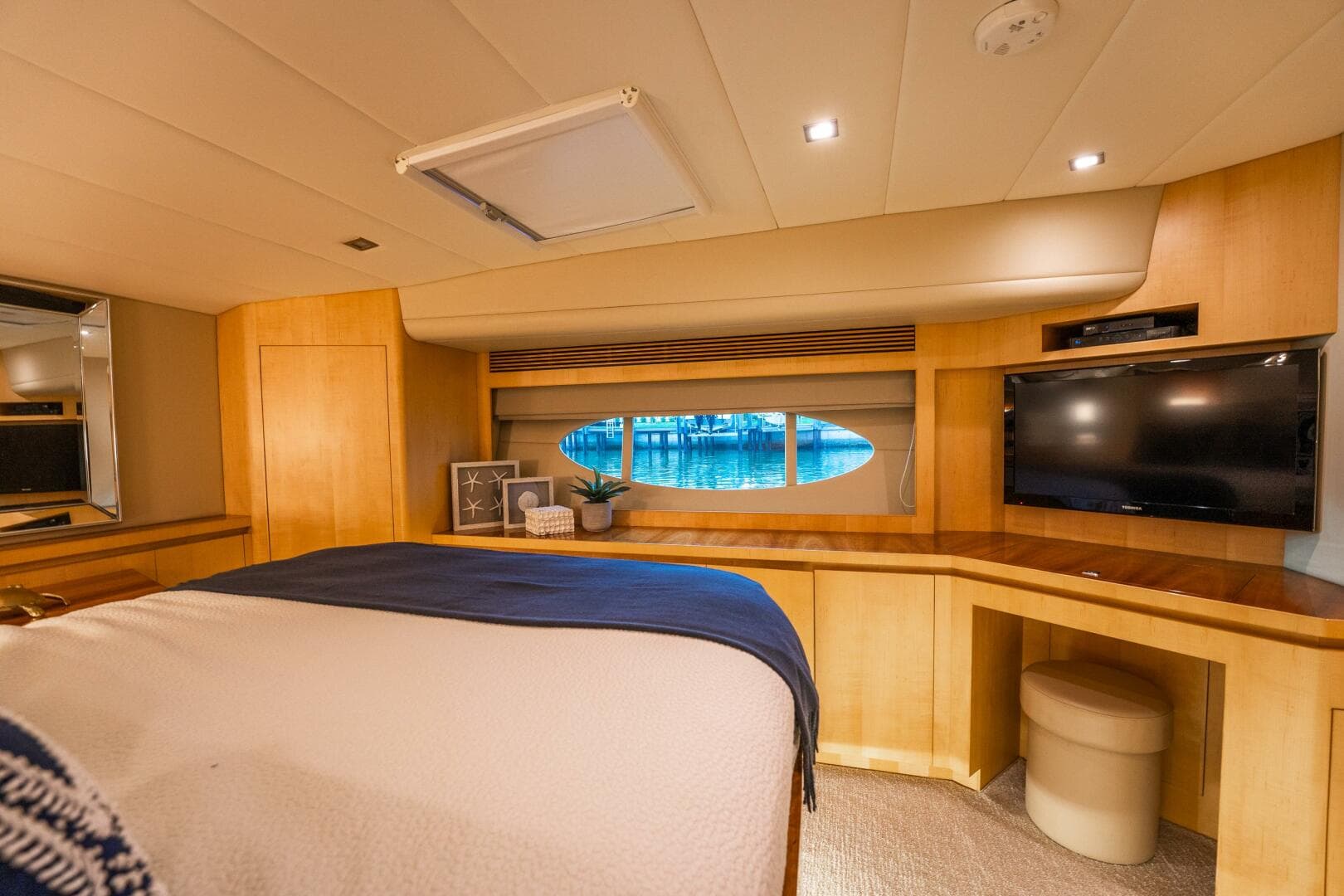 2013 Horizon PC60 photo 26