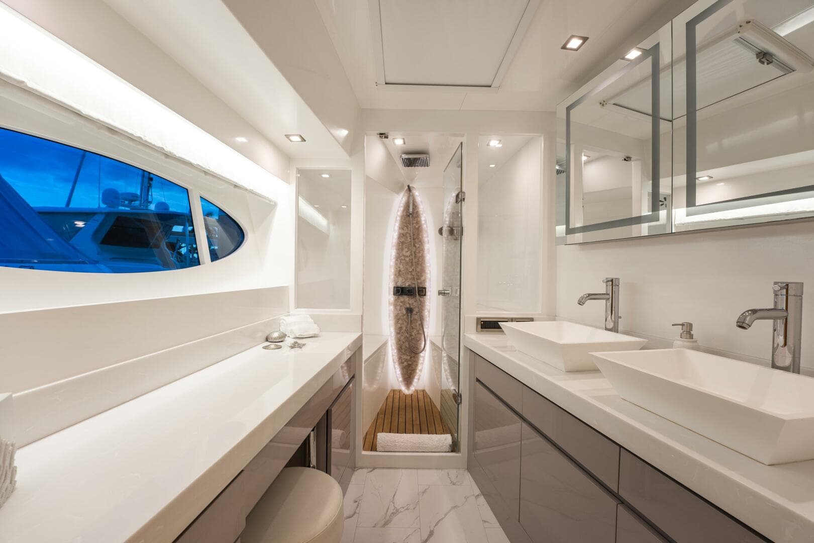 2013 Horizon PC60 photo 20